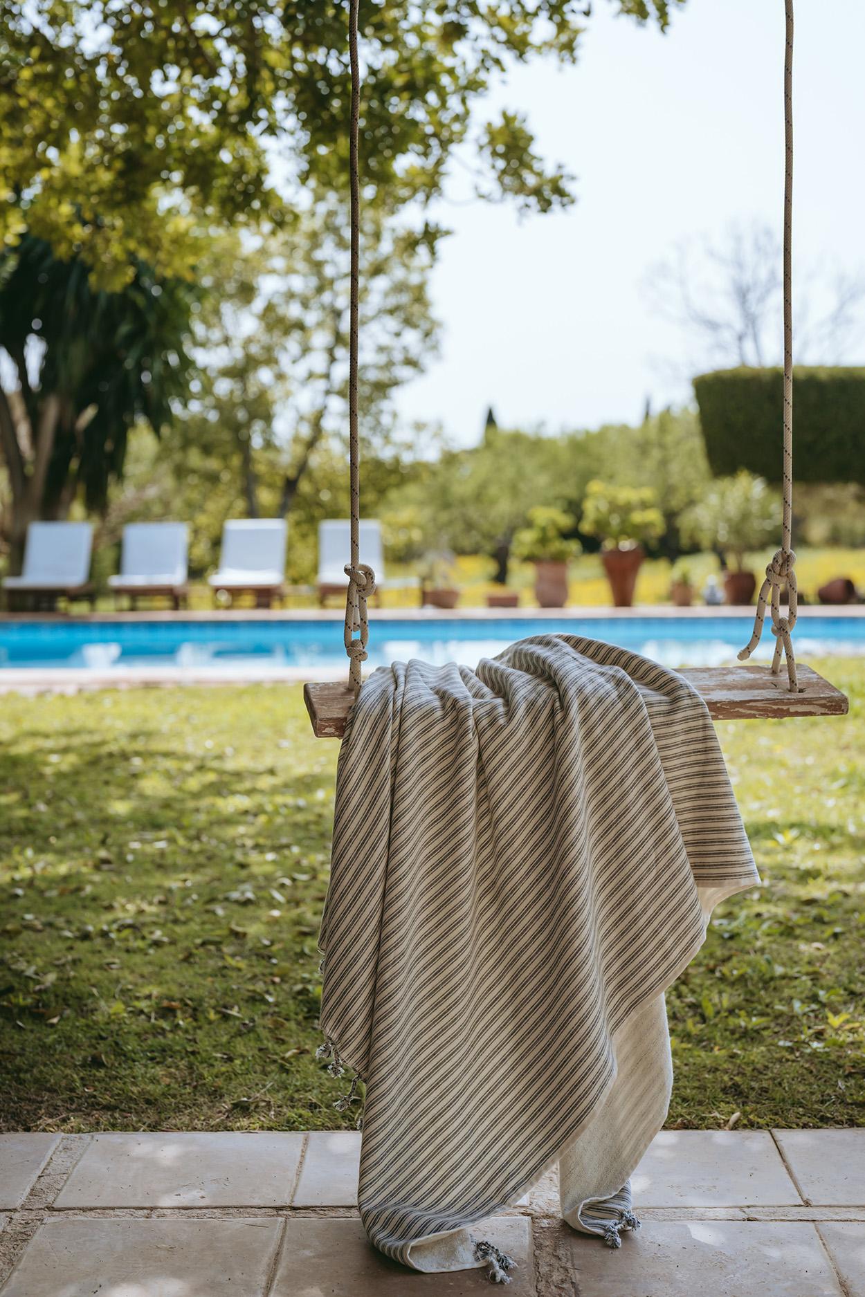 jardin avec piscine