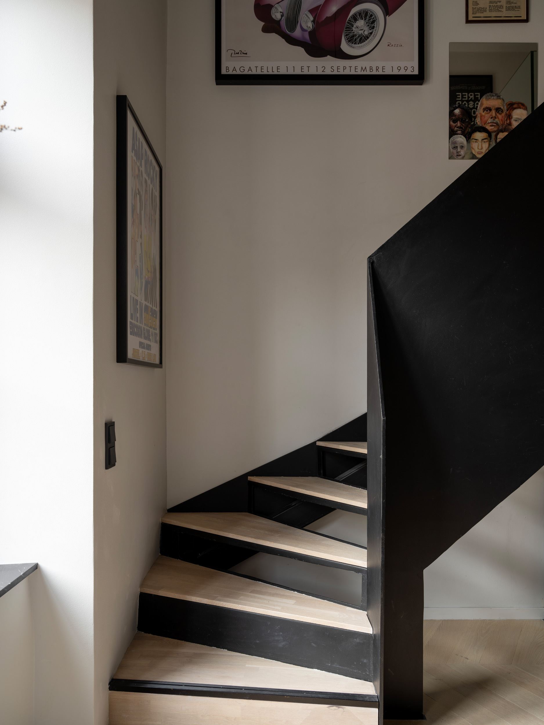escalier noir et bois escalier noir et bois