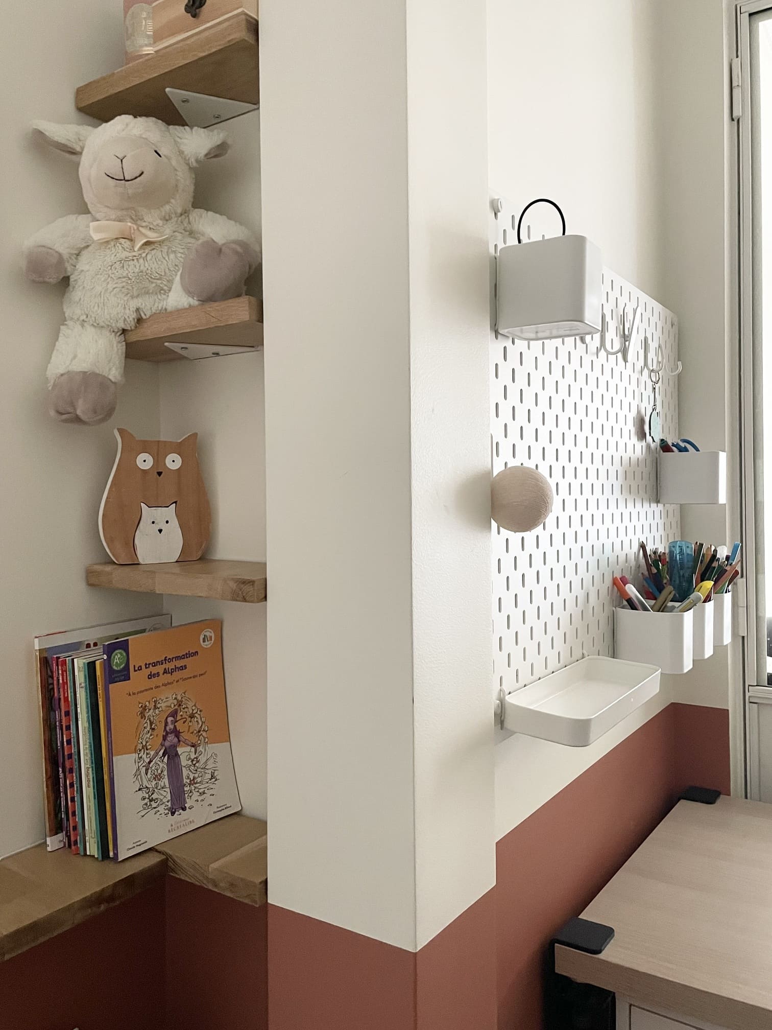 chambre enfant décoration contemporaine appartement rénové près de Paris par Charlotte Gille de Happy Pog