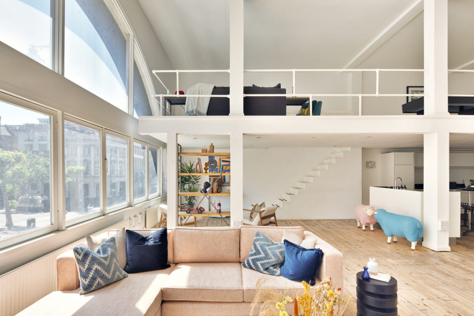 salon loft en duplex