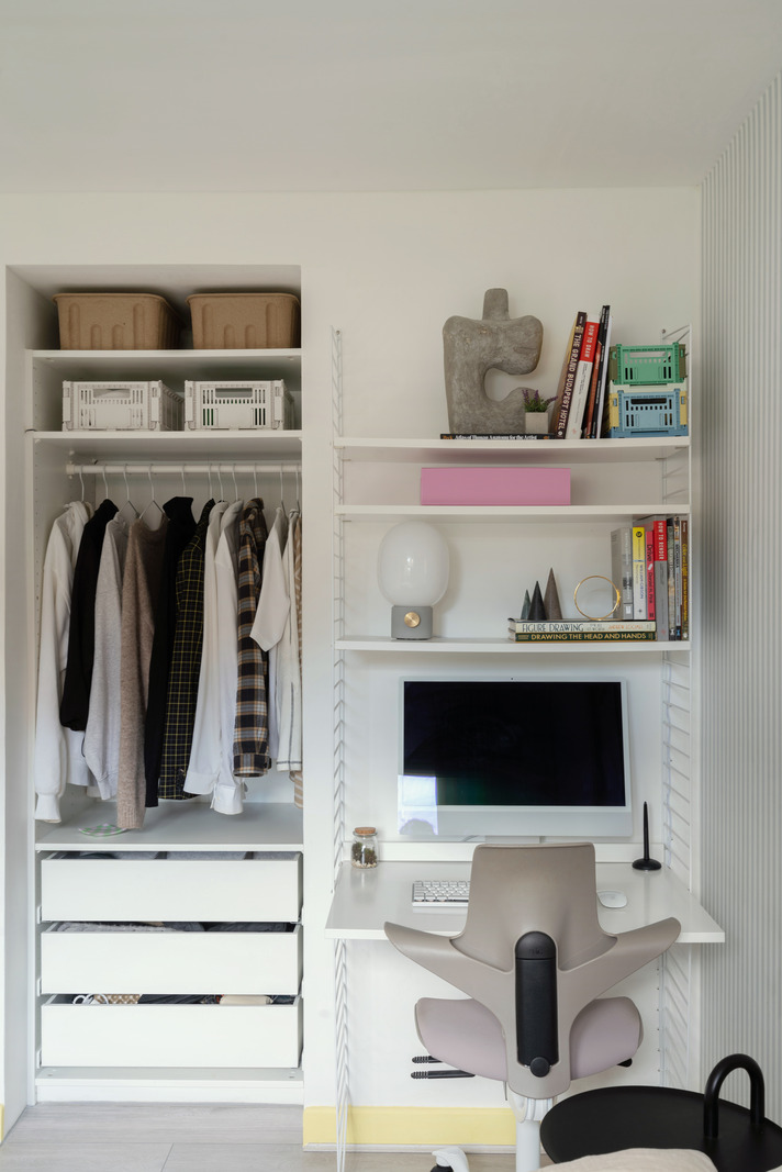 chambre avec dressing ouvert et bureau String chambre avec dressing ouvert et bureau String