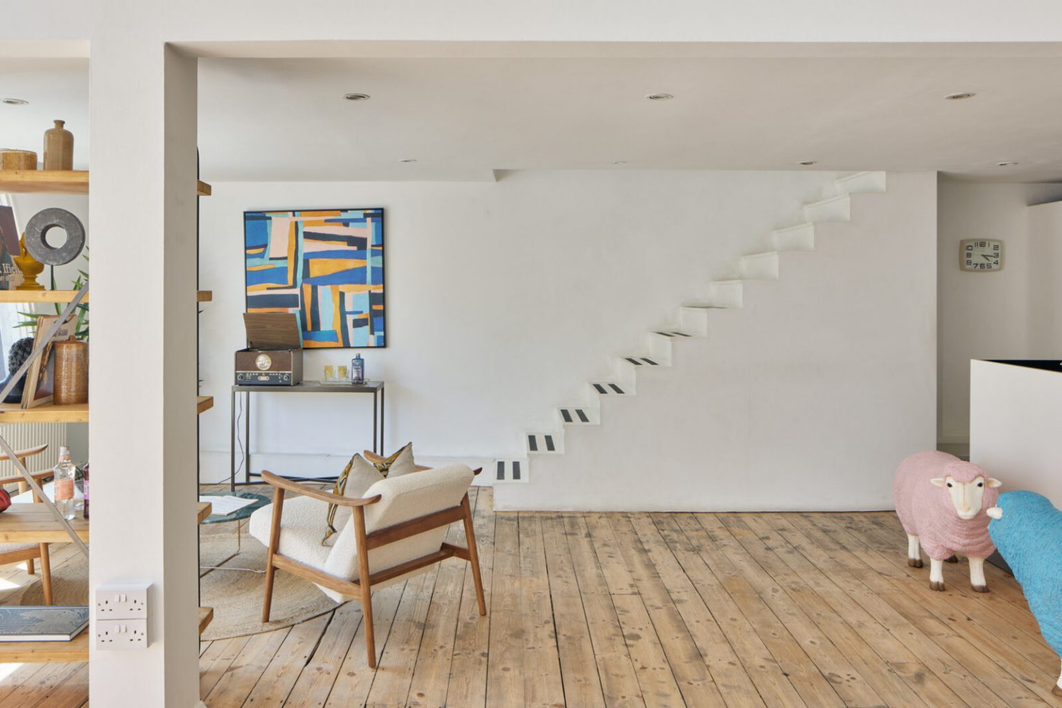 salon avec escalier