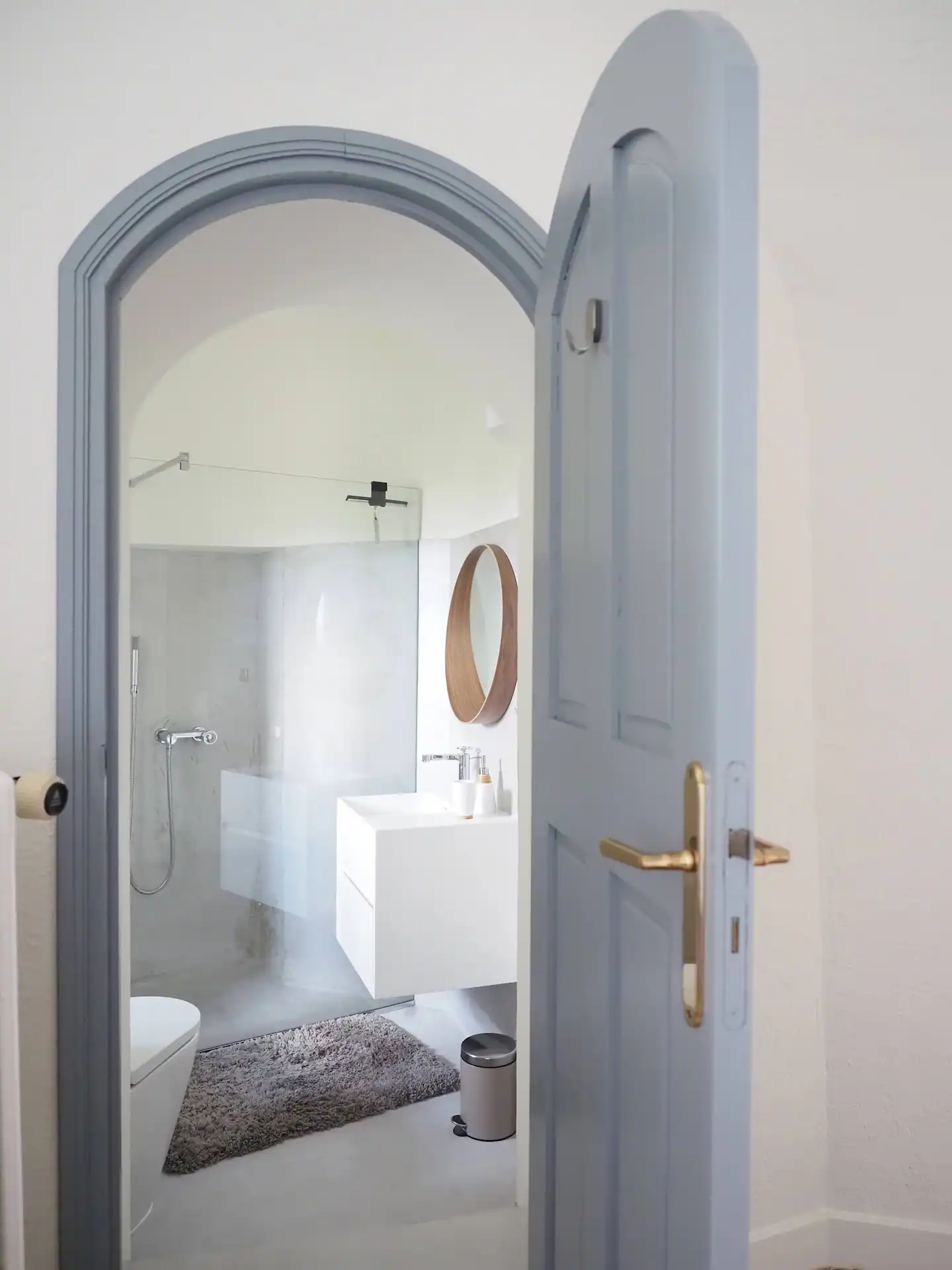 salle de bain maison en pierre rénovée La maison du Luberon salle de bain maison en pierre rénovée La maison du Luberon