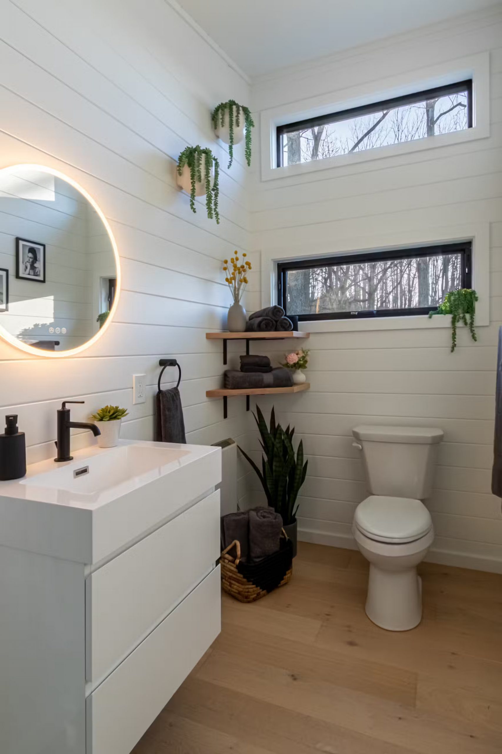 salle de bain tiny house The Luna Zook Cabins