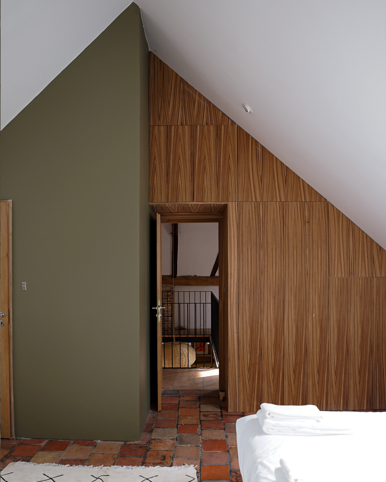 chambre mansardée Maisons Cambrousse chambre mansardée Maisons Cambrousse