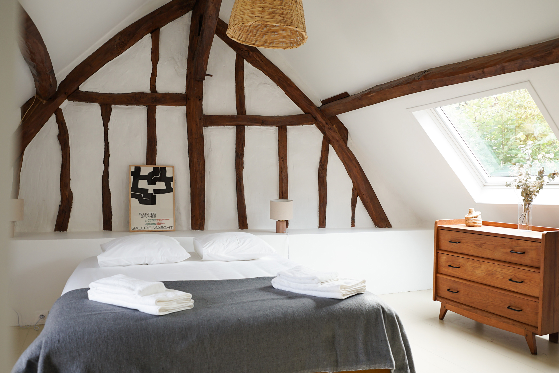 chambre avec colombages Maisons Cambrousse chambre avec colombages Maisons Cambrousse