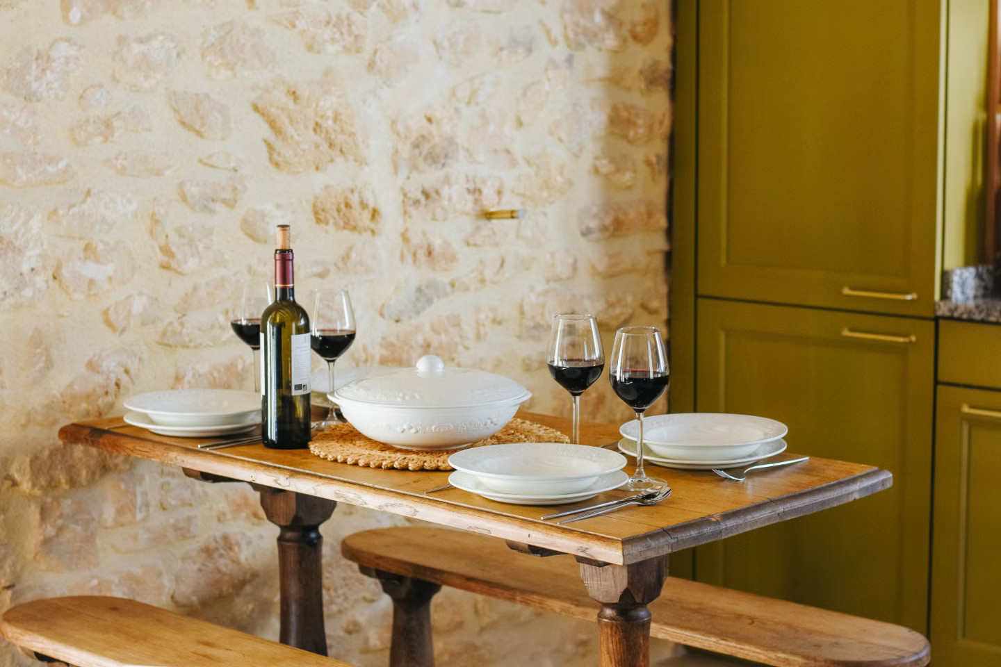 salle à manger maison en pierres Maison Cistus Gîte la Canopée Sarlat salle à manger maison en pierres Maison Cistus Gîte la Canopée Sarlat
