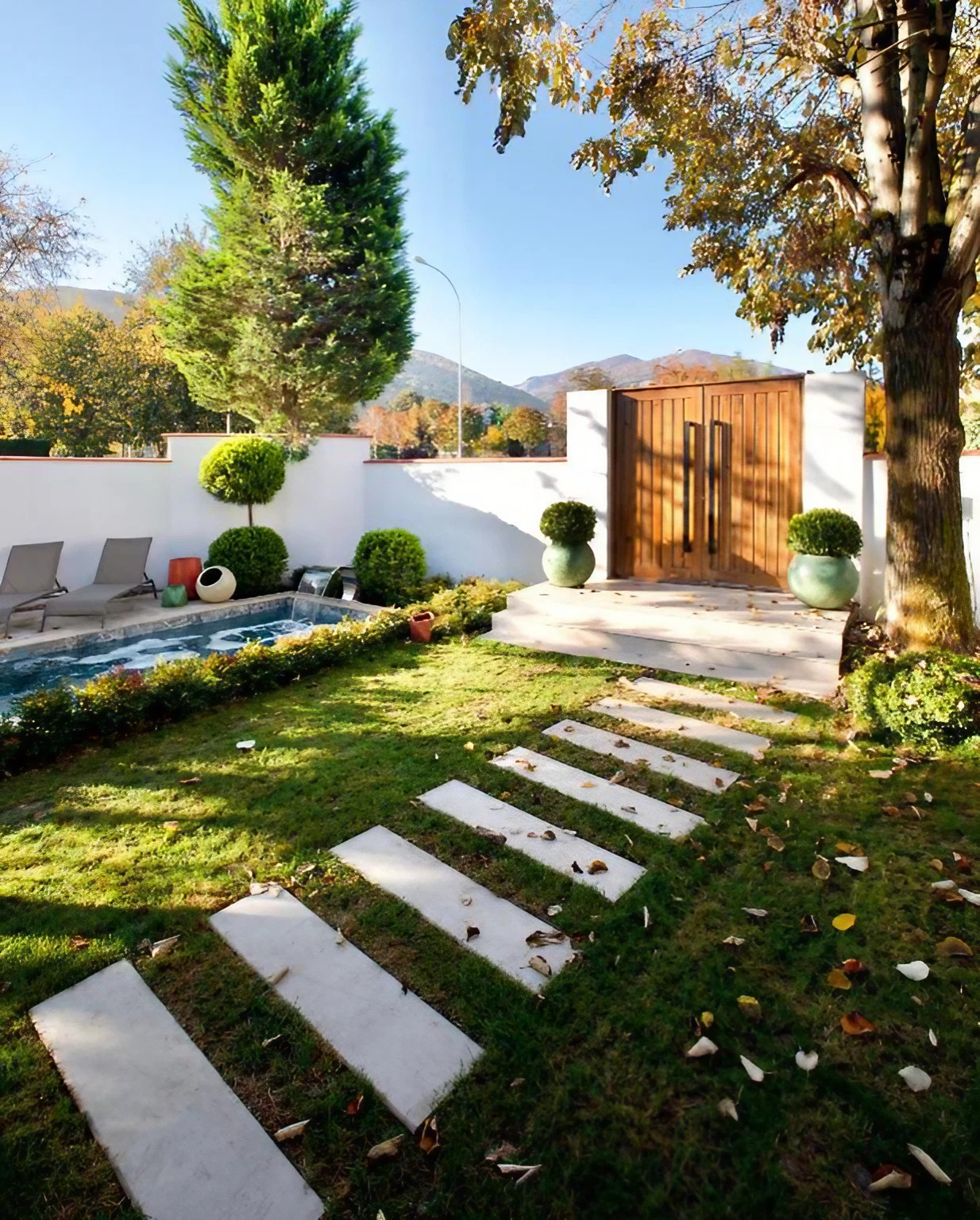 jardin clos de murs mini maison 42m2 avec piscine Nubu House Turquie