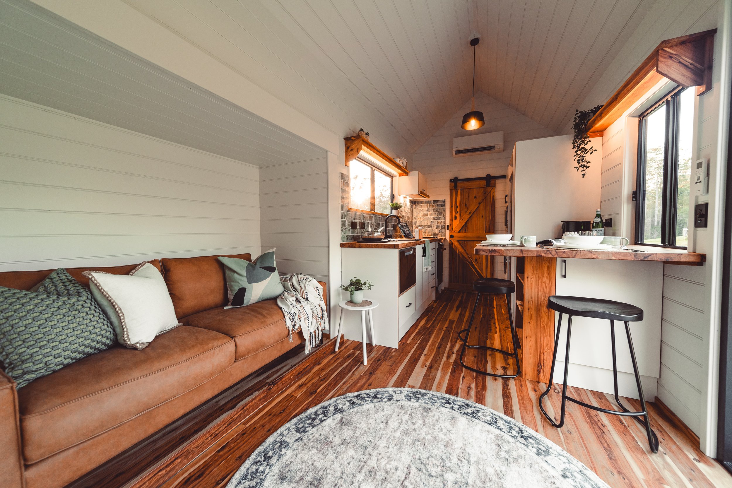 salon et cuisine tiny house 24m2 Settler Häuslein