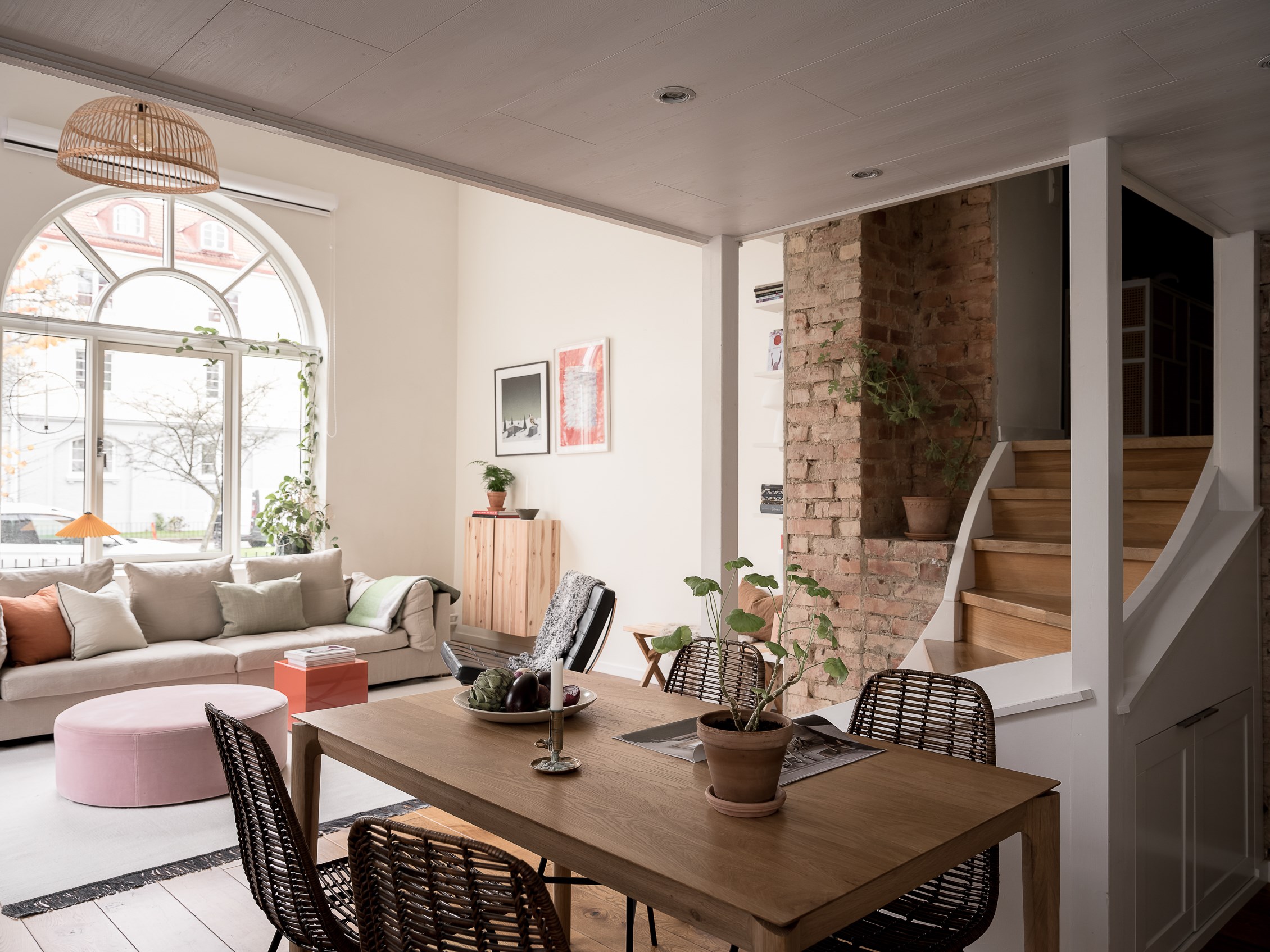 sallle à manger duplex et salon décoration scandinave