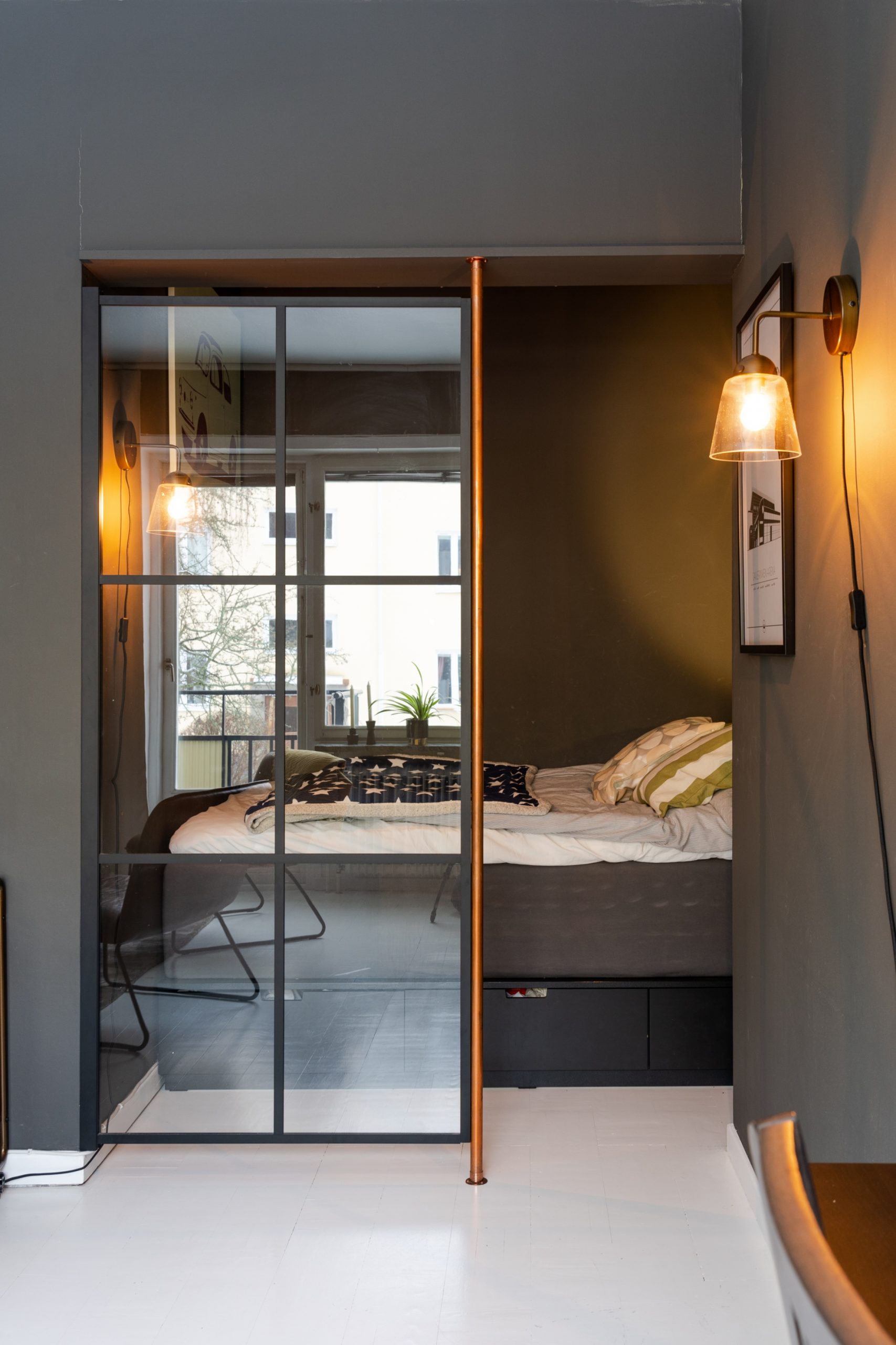 chambre avec verrière murs noirs chambre avec verrière murs noirs