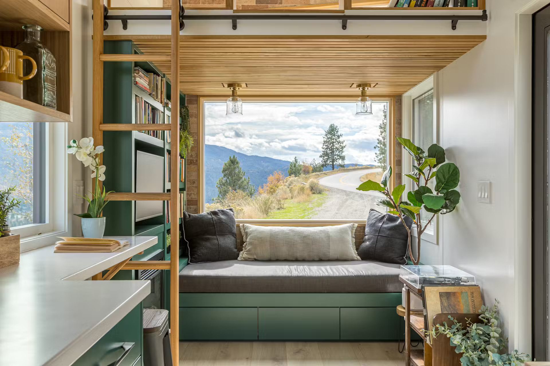 salon et cuisine tiny house