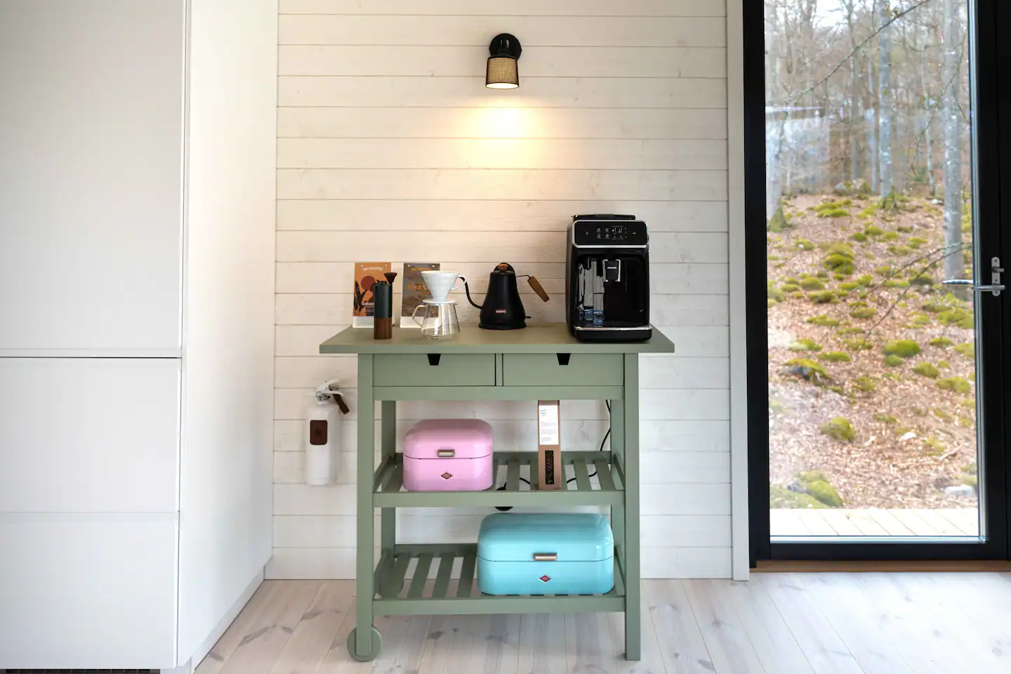 cuisine petite maison 55m2 en bois noir