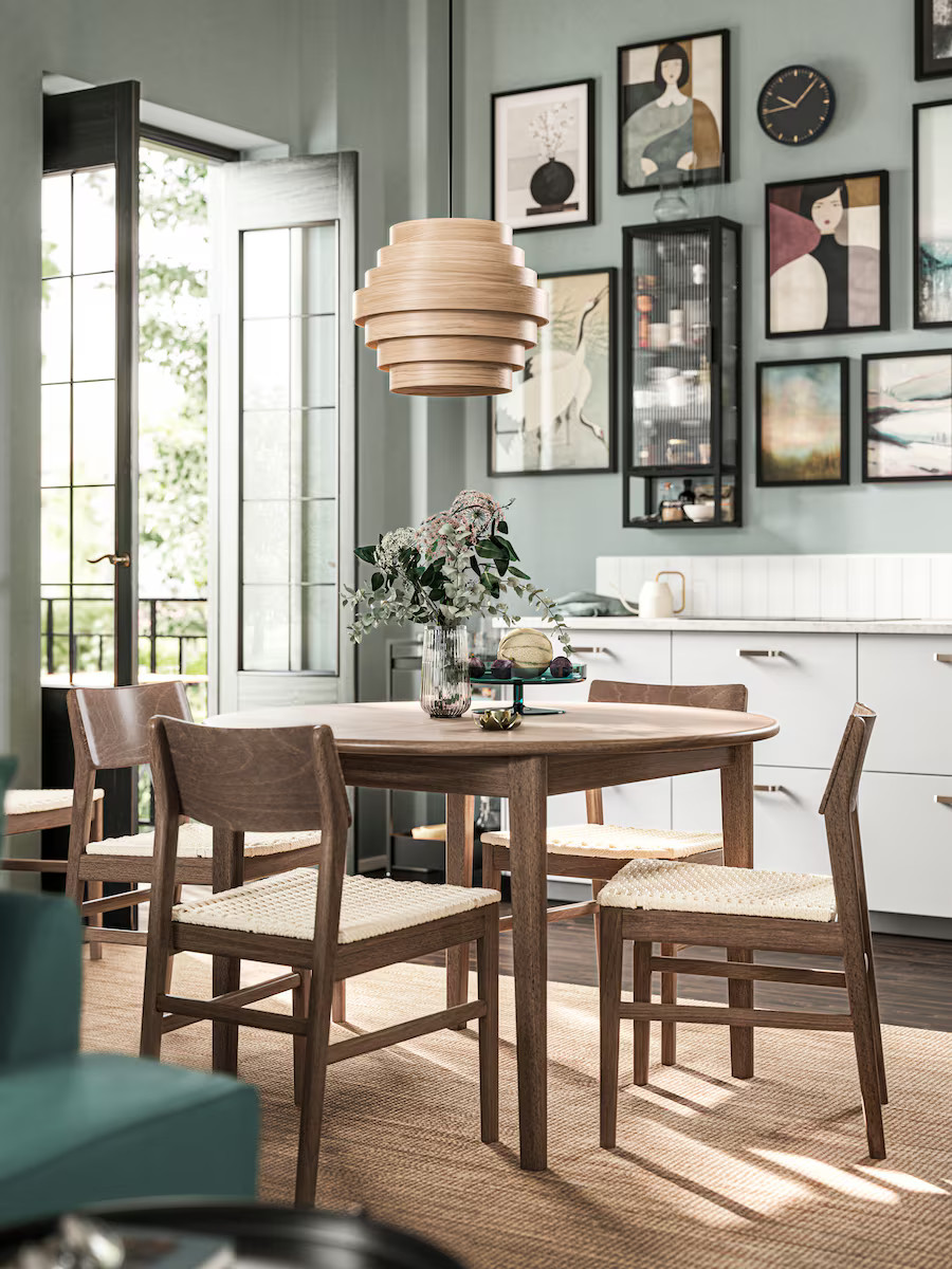 salle à manger catalogue IKEA 2024