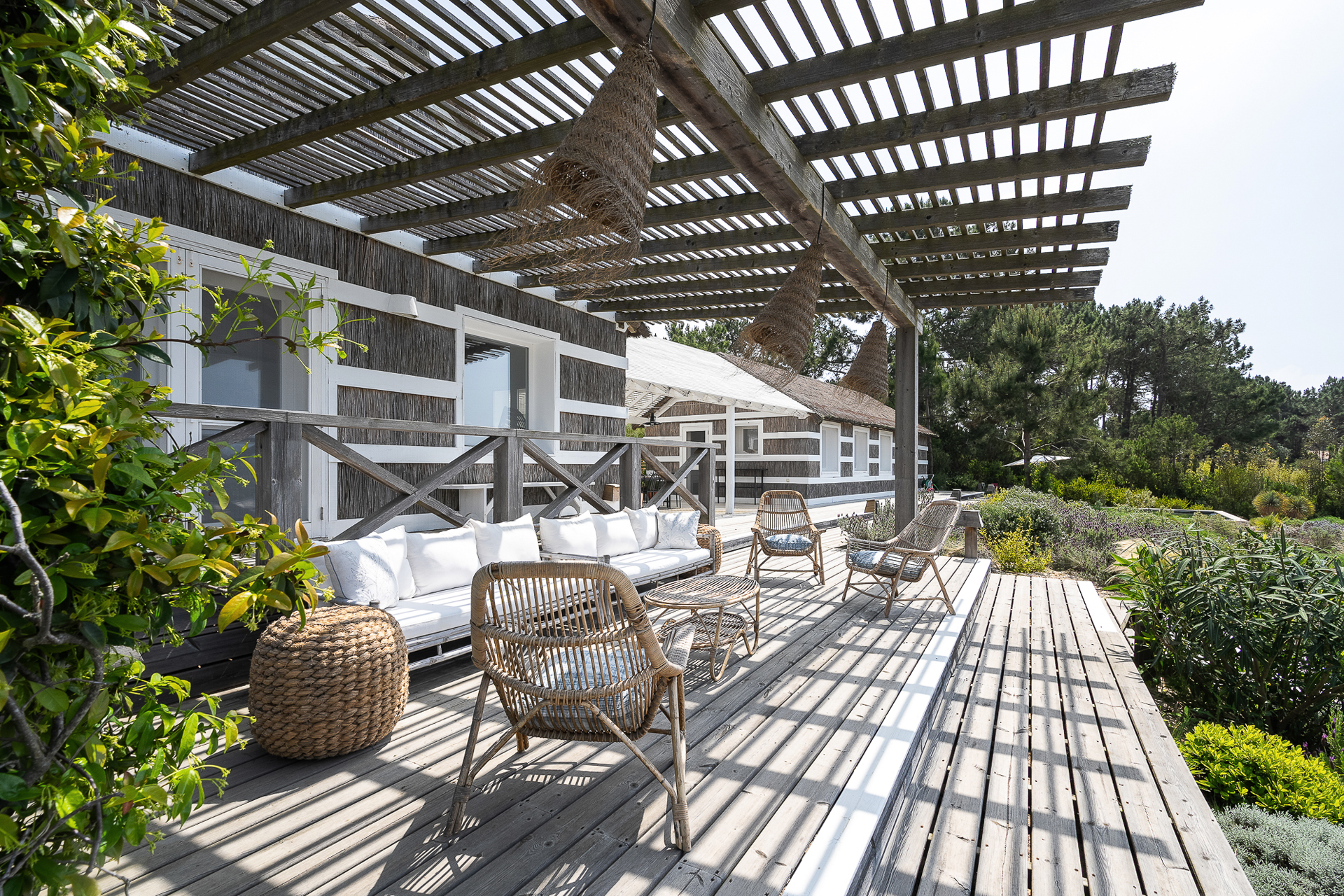terrasse avec pergola maison Comporta