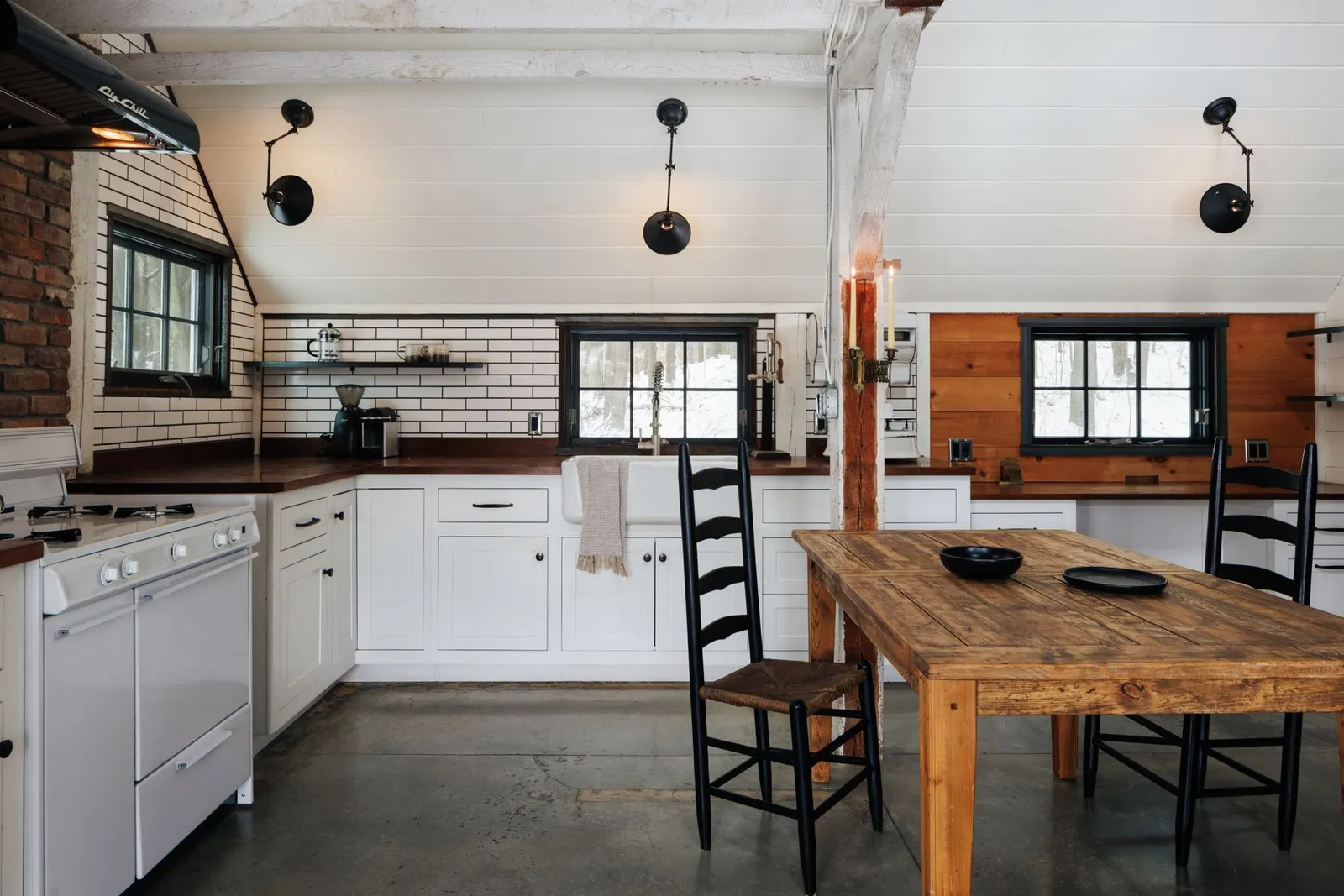cuisine vintage avec poutres