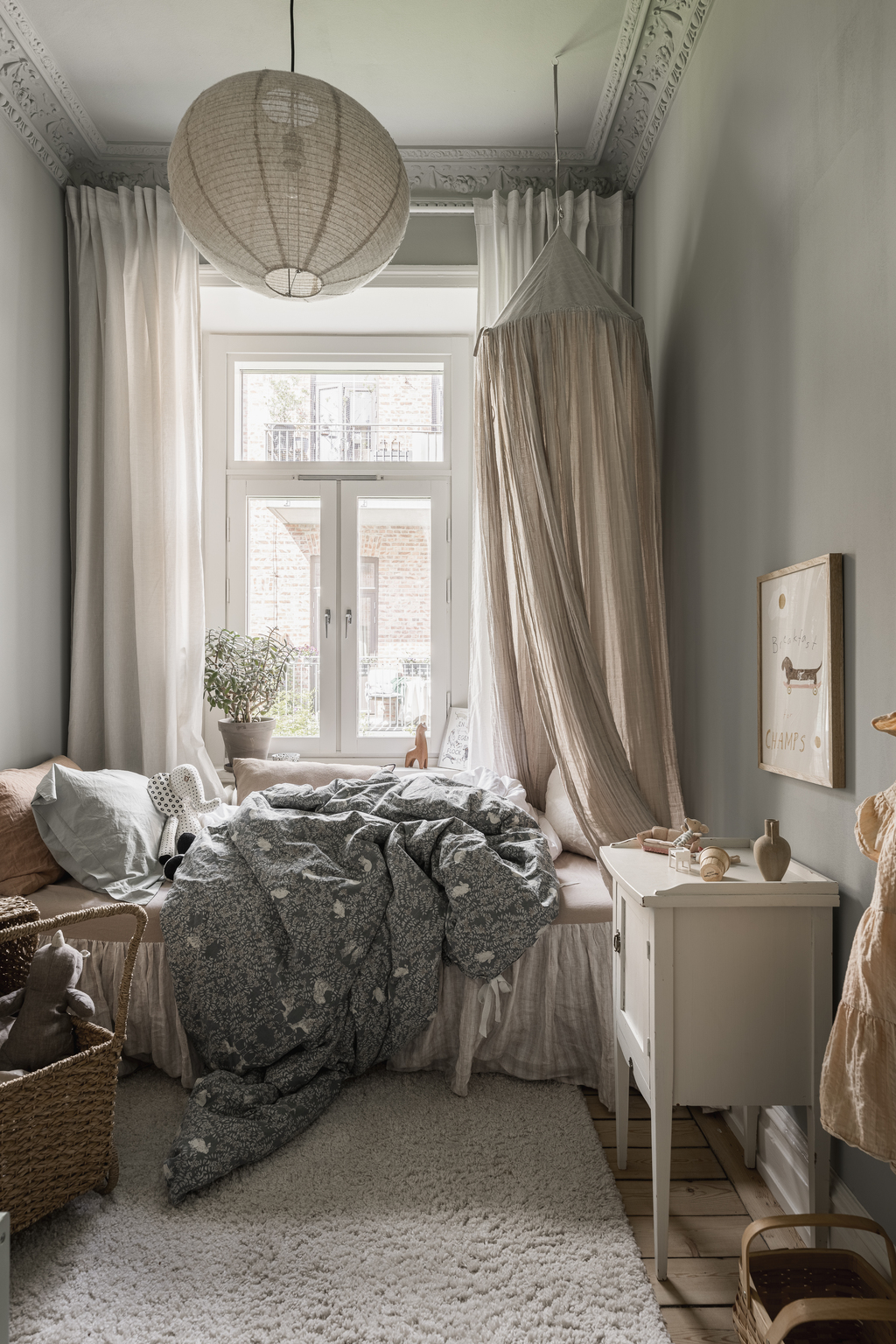 chambre enfant appartement ancien avec moulures décoration scandinave chambre enfant appartement ancien avec moulures décoration scandinave