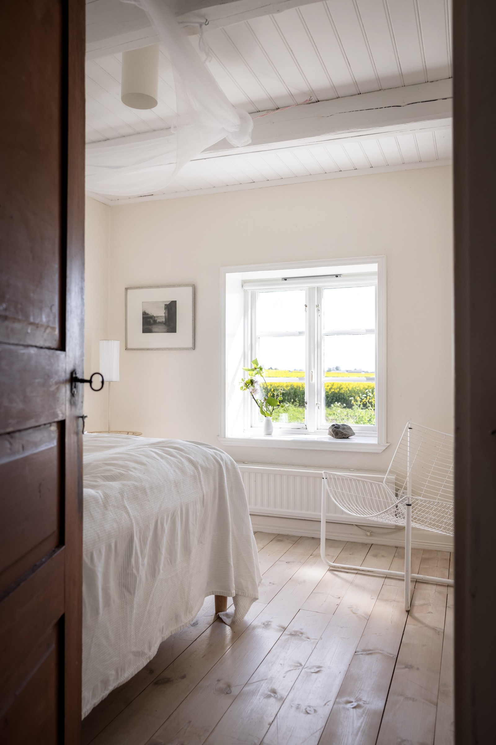 chambre minimaliste avec poutres chambre minimaliste avec poutres