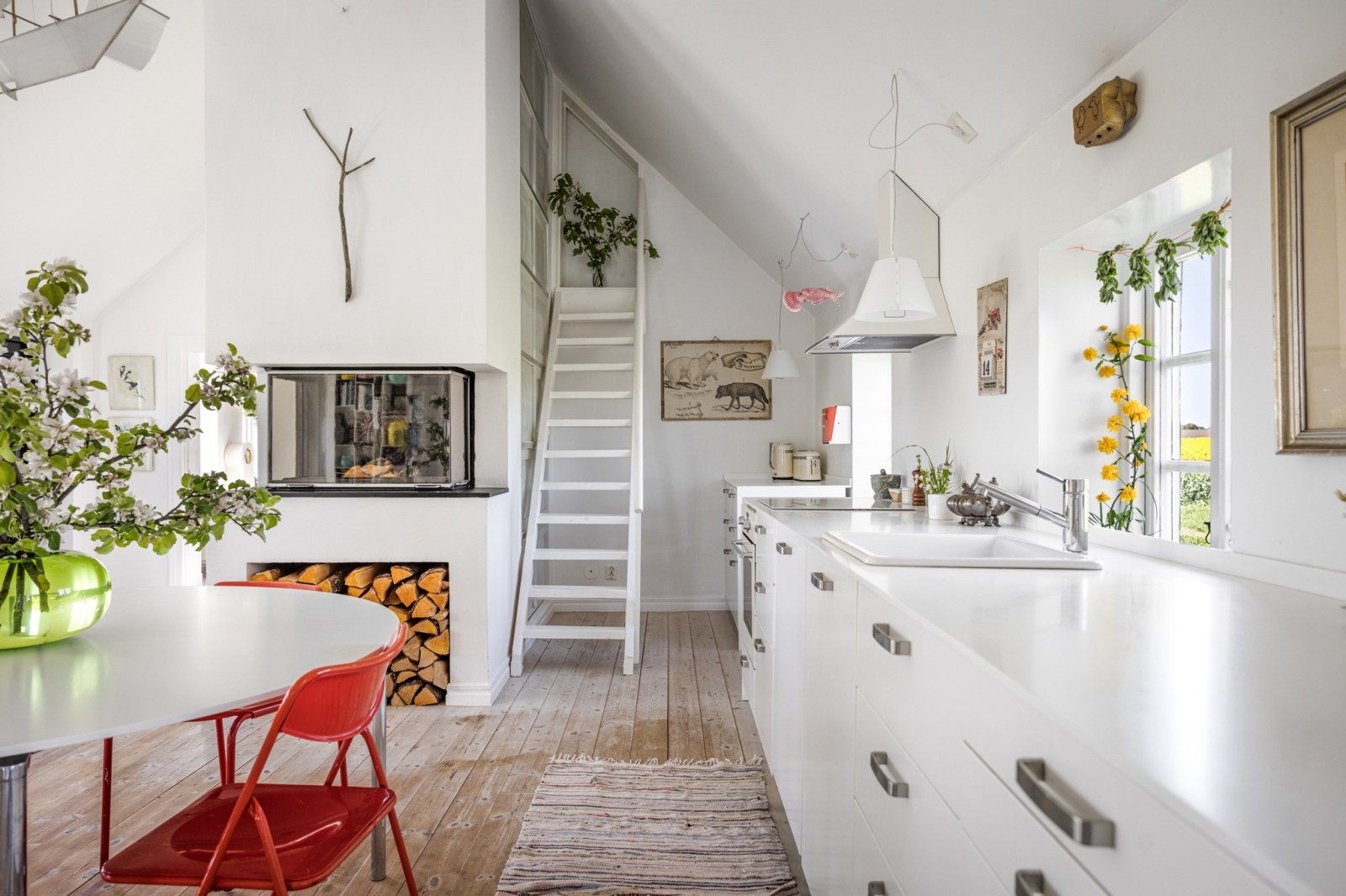 cuisine et salle à manger maison rénovée décoration style moderne cuisine et salle à manger maison rénovée décoration style moderne