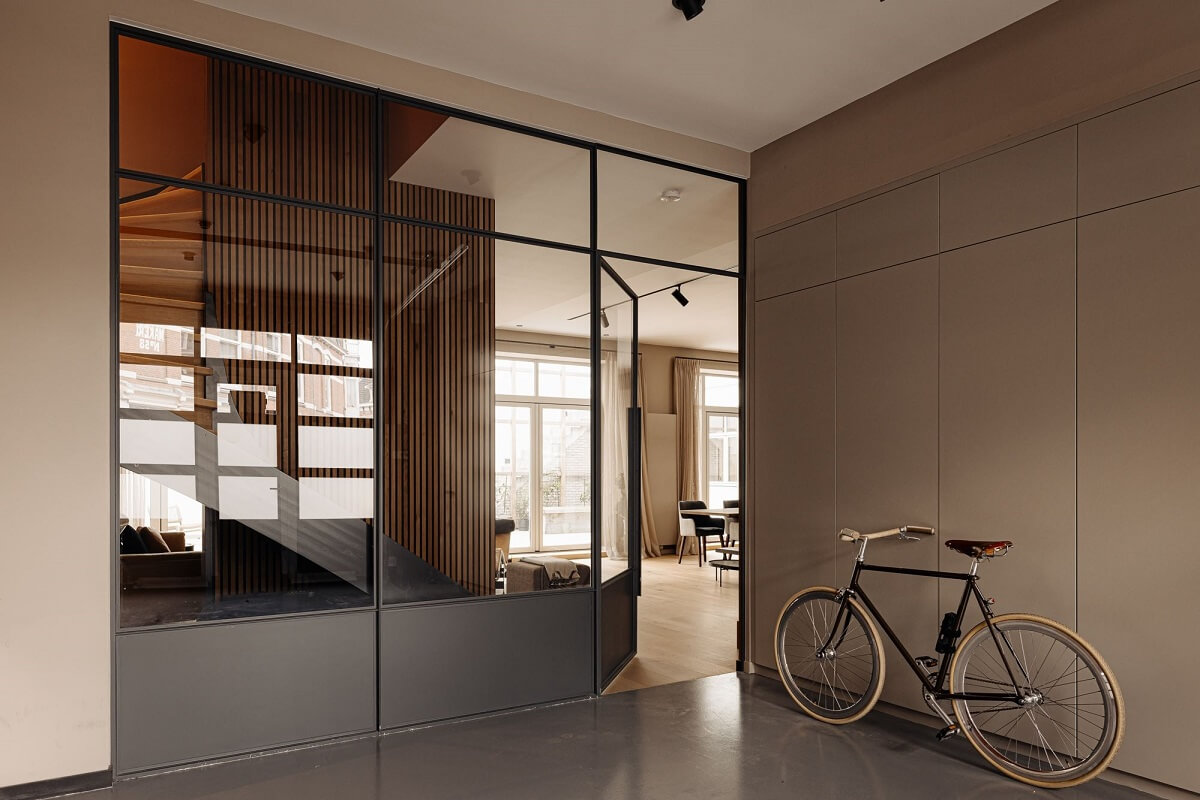 entrée avec verrière appartement contemporain