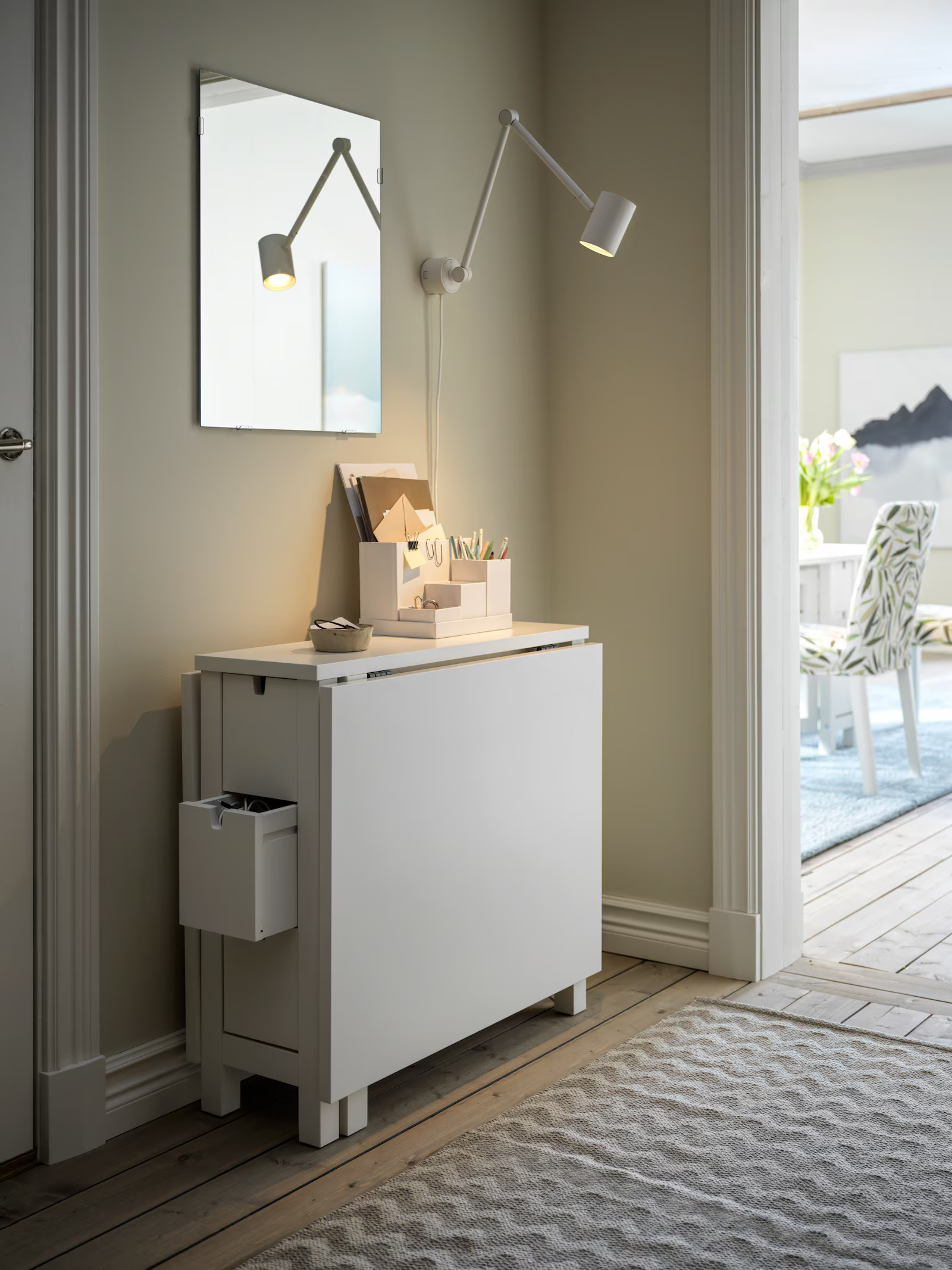 console table extensible IKEA dans entrée