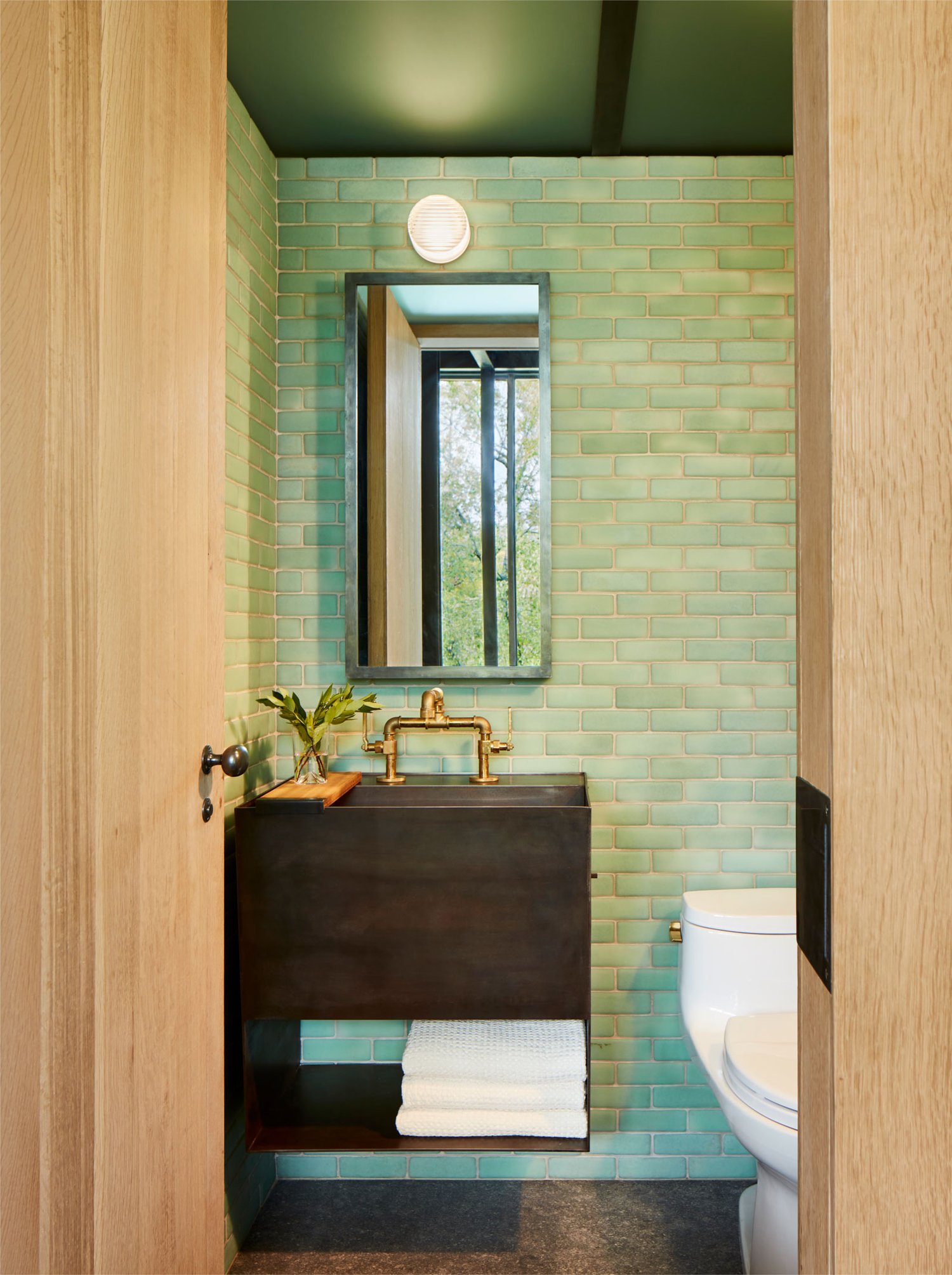 salle de bain maison architecte Jewell Box par Mell Lawrence Architects