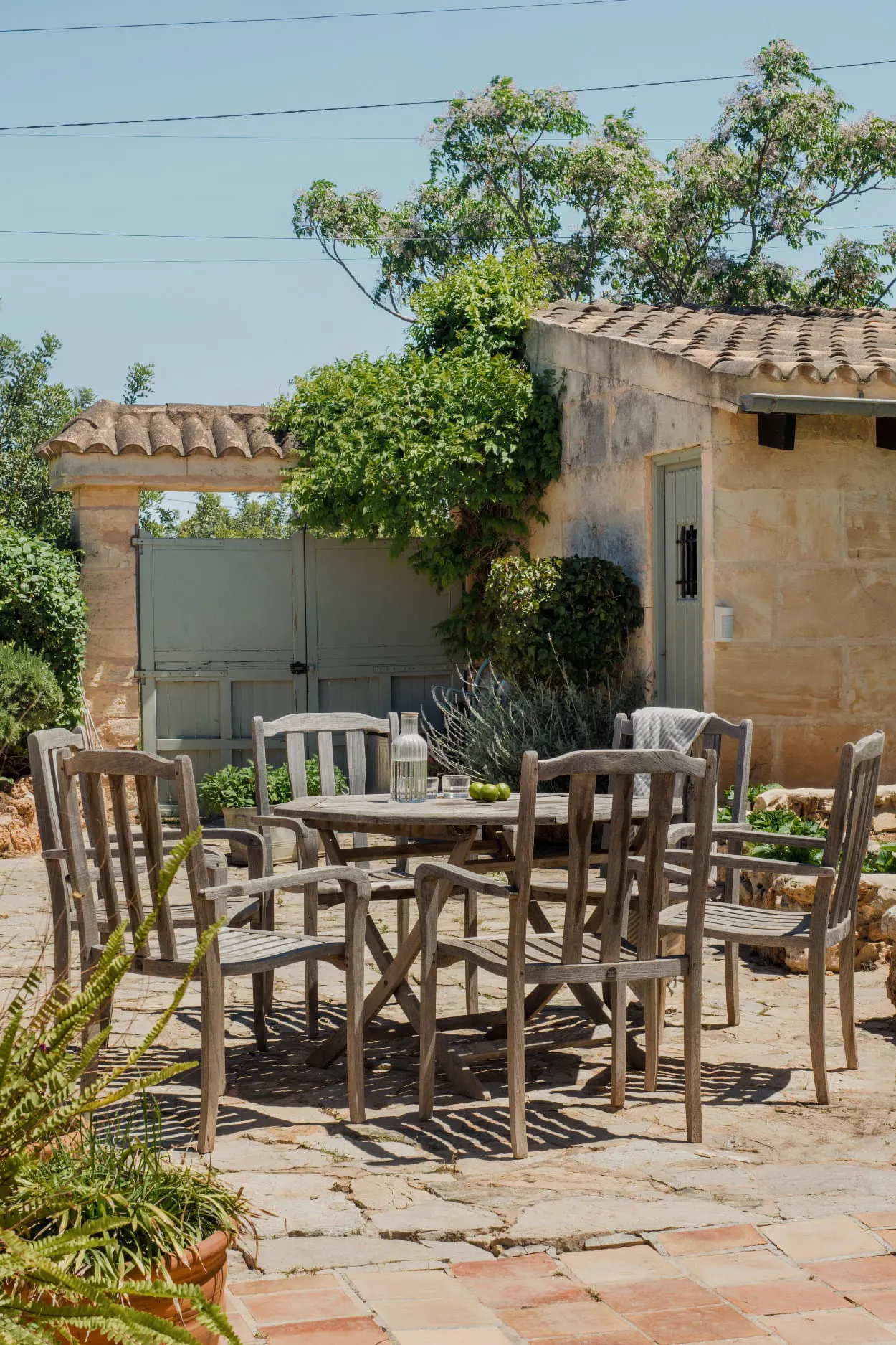 terrasse maison en pierres avec piscine Majorque terrasse maison en pierres avec piscine Majorque