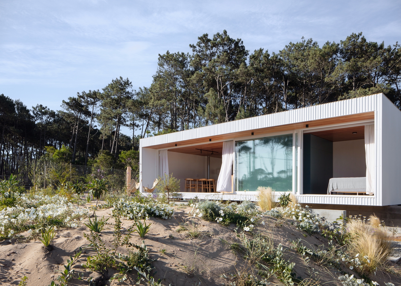 maison préfabriquée TRICA House par Estudio iHouse maison préfabriquée TRICA House par Estudio iHouse