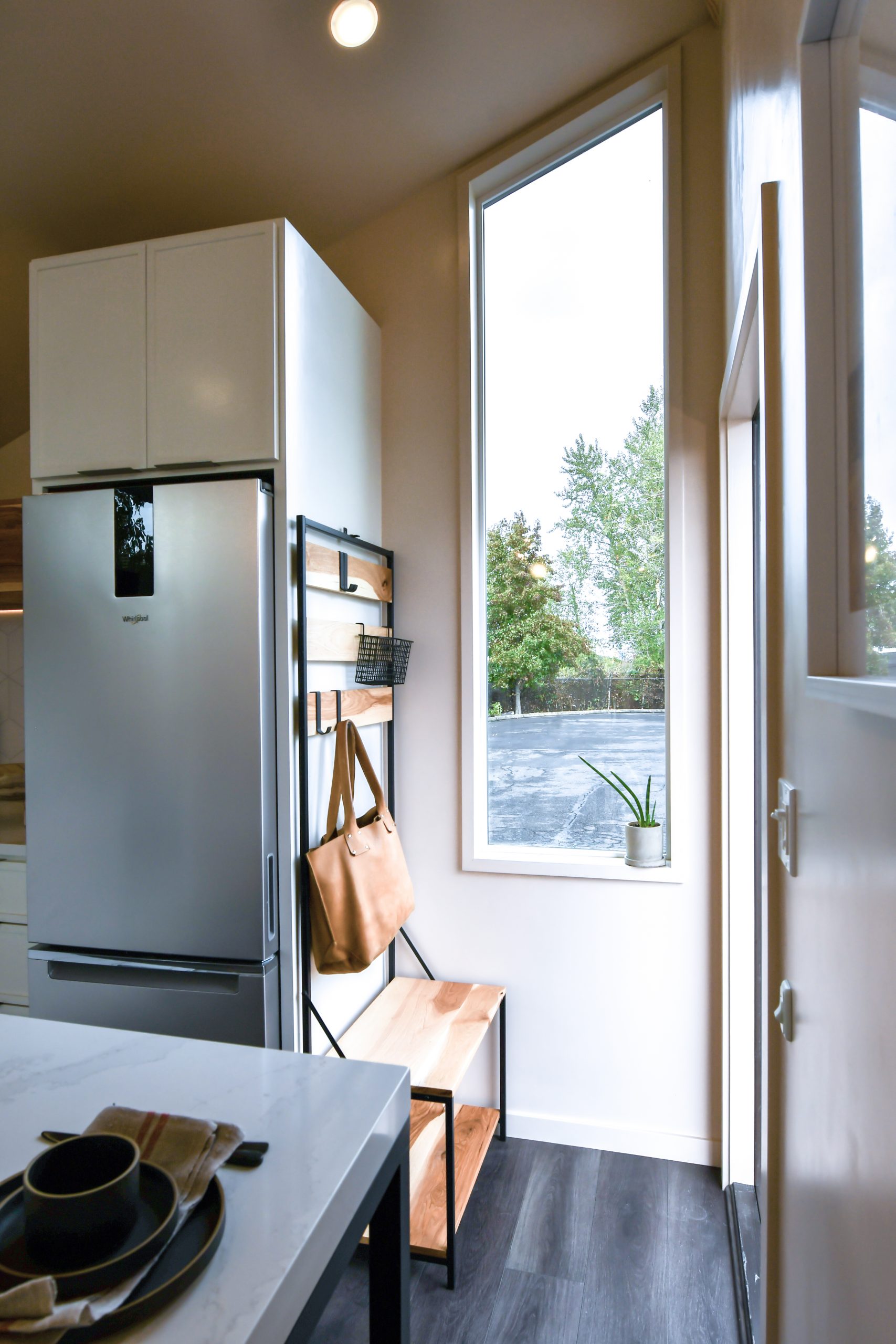 cuisine tiny house Modern Tiny Home Park Model