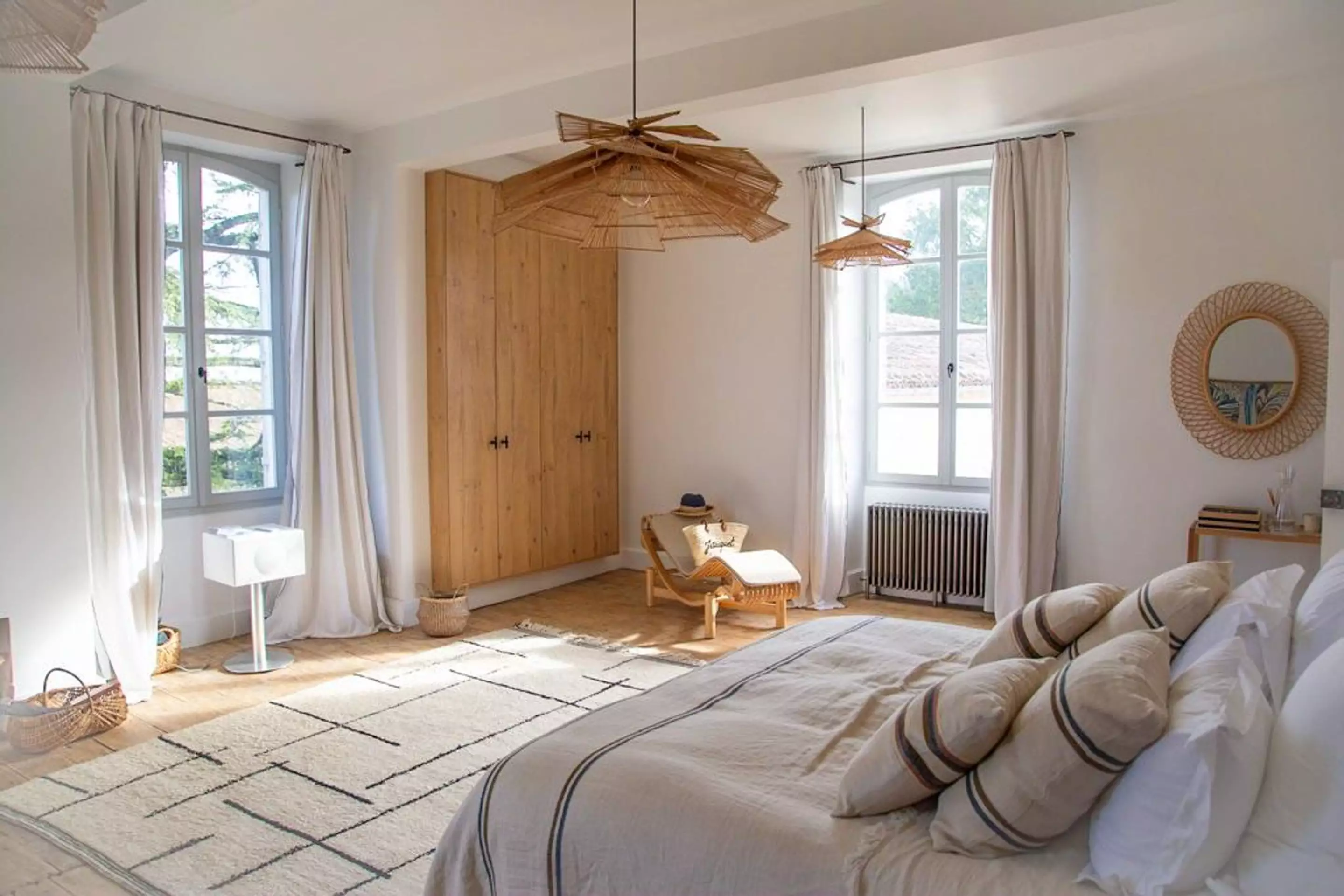 chambre décoration contemporaine maison en pierres rénovée