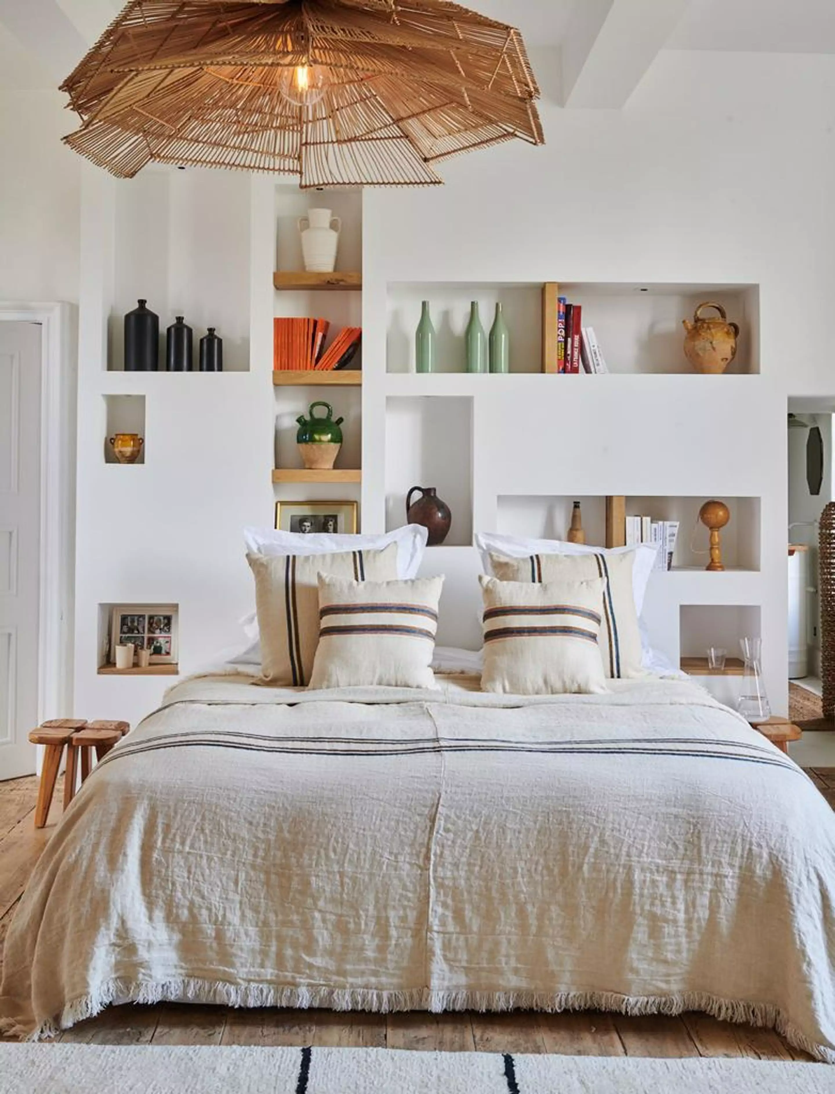 chambre décoration contemporaine maison en pierres rénovée