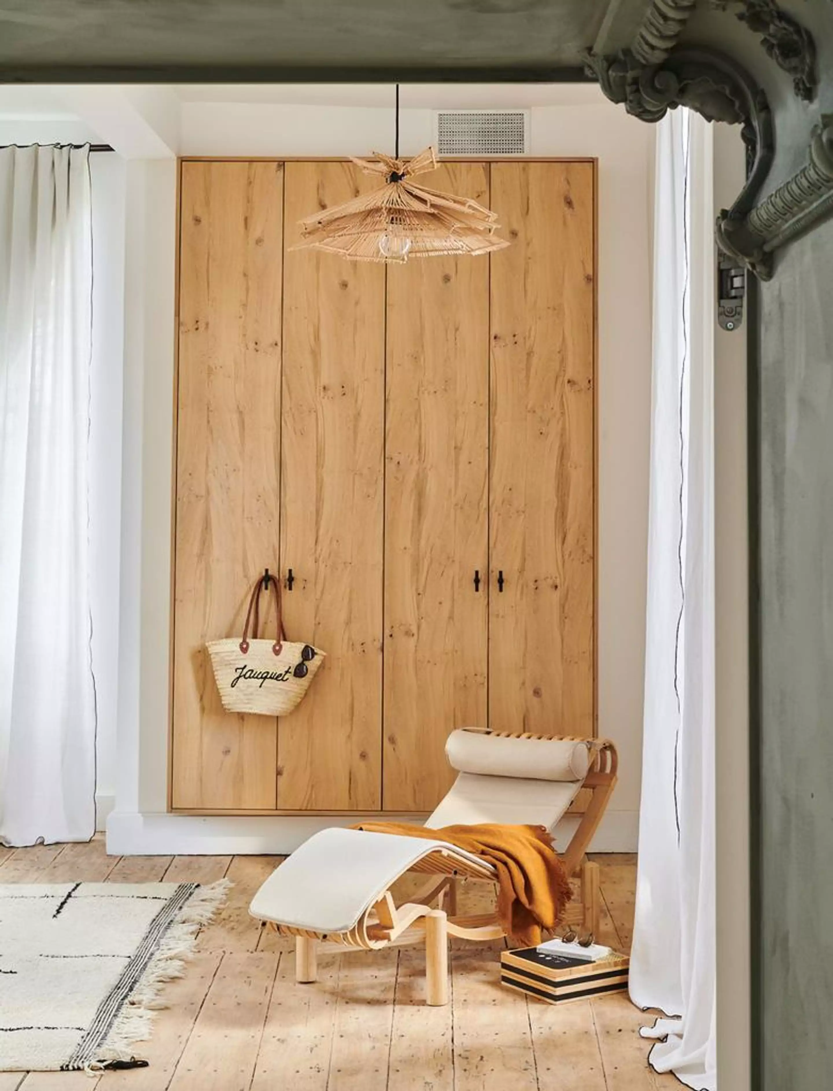chambre décoration contemporaine maison en pierres rénovée