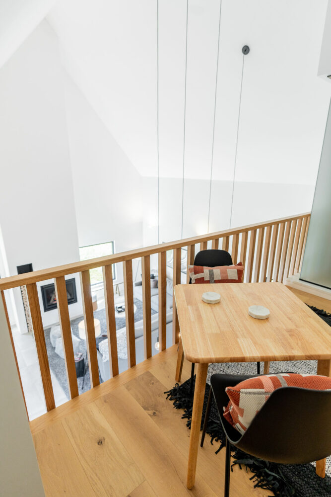 mezzanine sur salon maison en bois Villa Prairie
