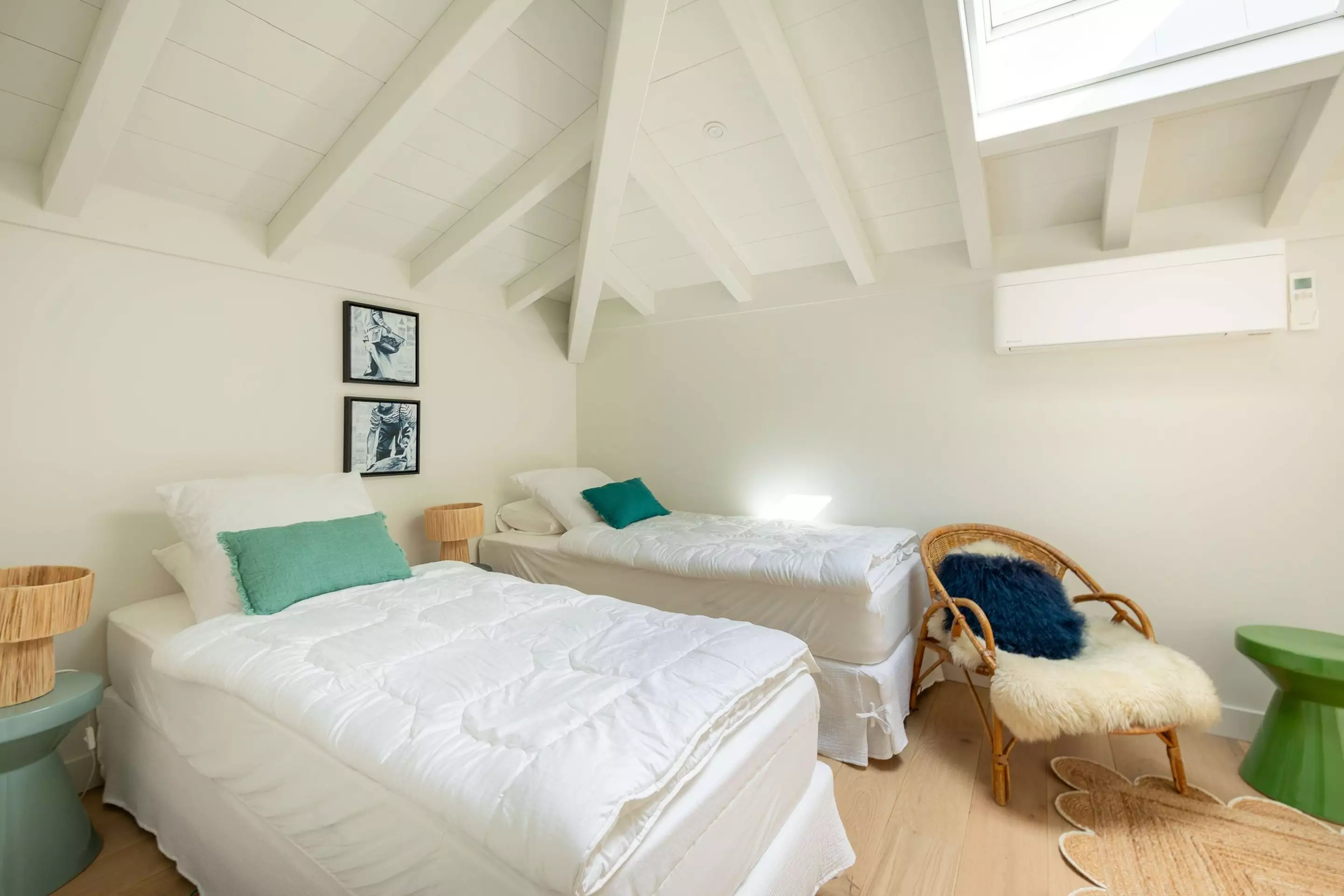 chambre blanche maison en bois Cap Ferret