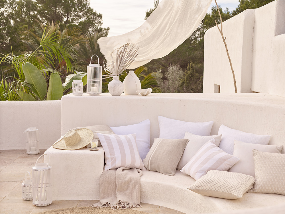 terrasse avec canapé maçonné