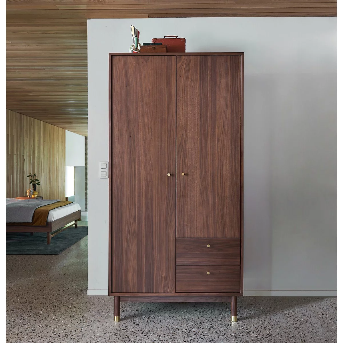 armoire noyer mid century AM PM La Redoute