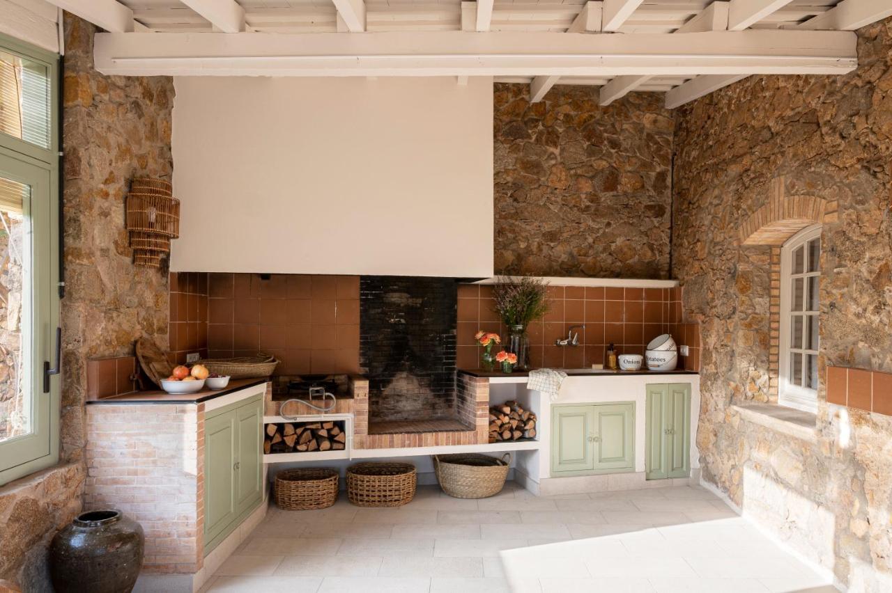 cuisine d cuisine d'été maison en pierre Catalogne Mas del Suro
