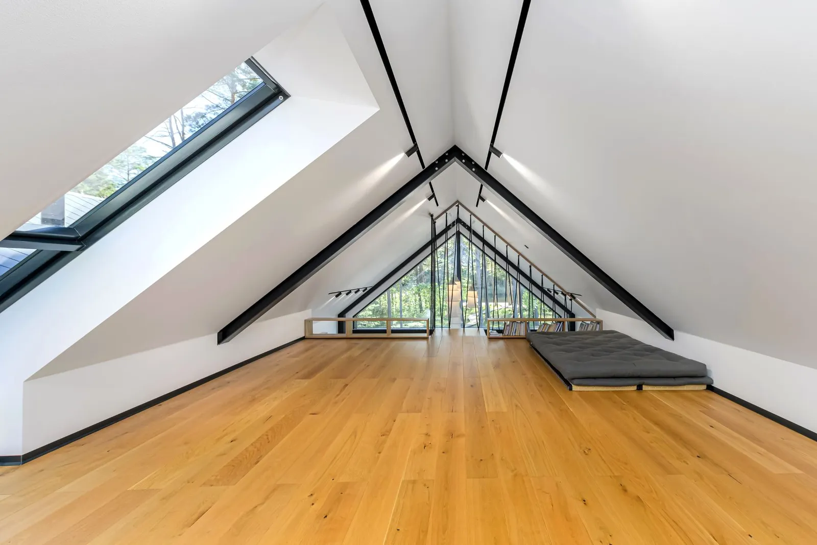 mezzanine