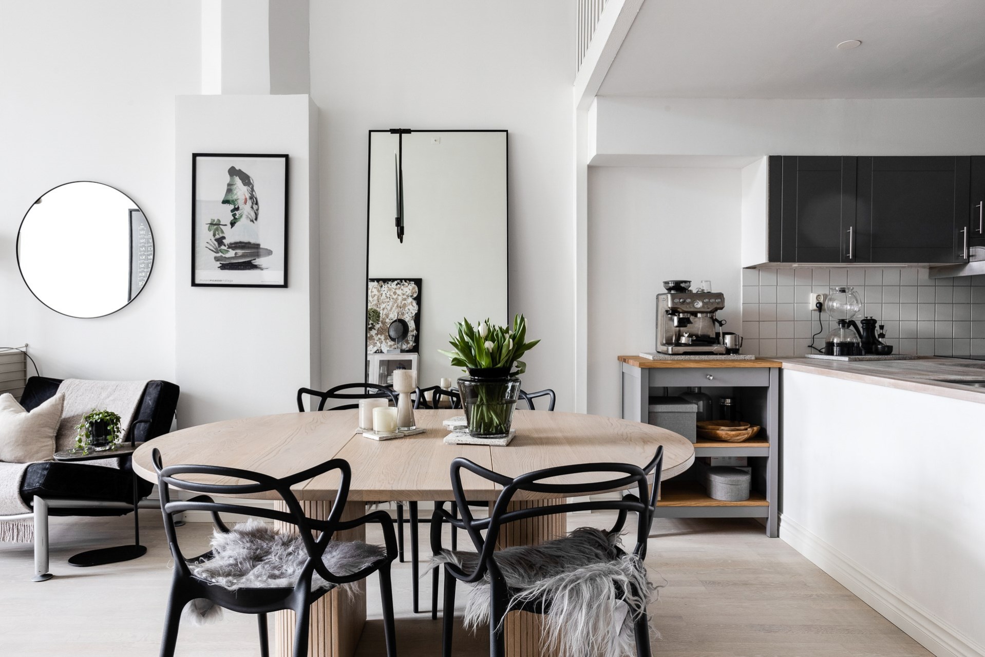 cuisine et salle à manger dans salon