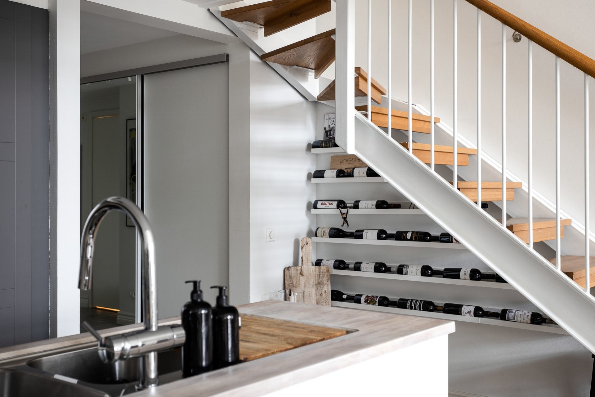 escalioer bois et acier blanc