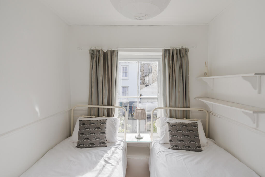 chambre à deux lits