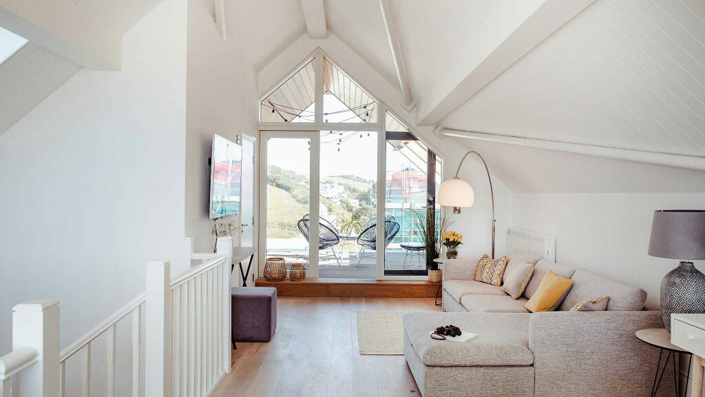 salon pignon vitré maison contemporaine