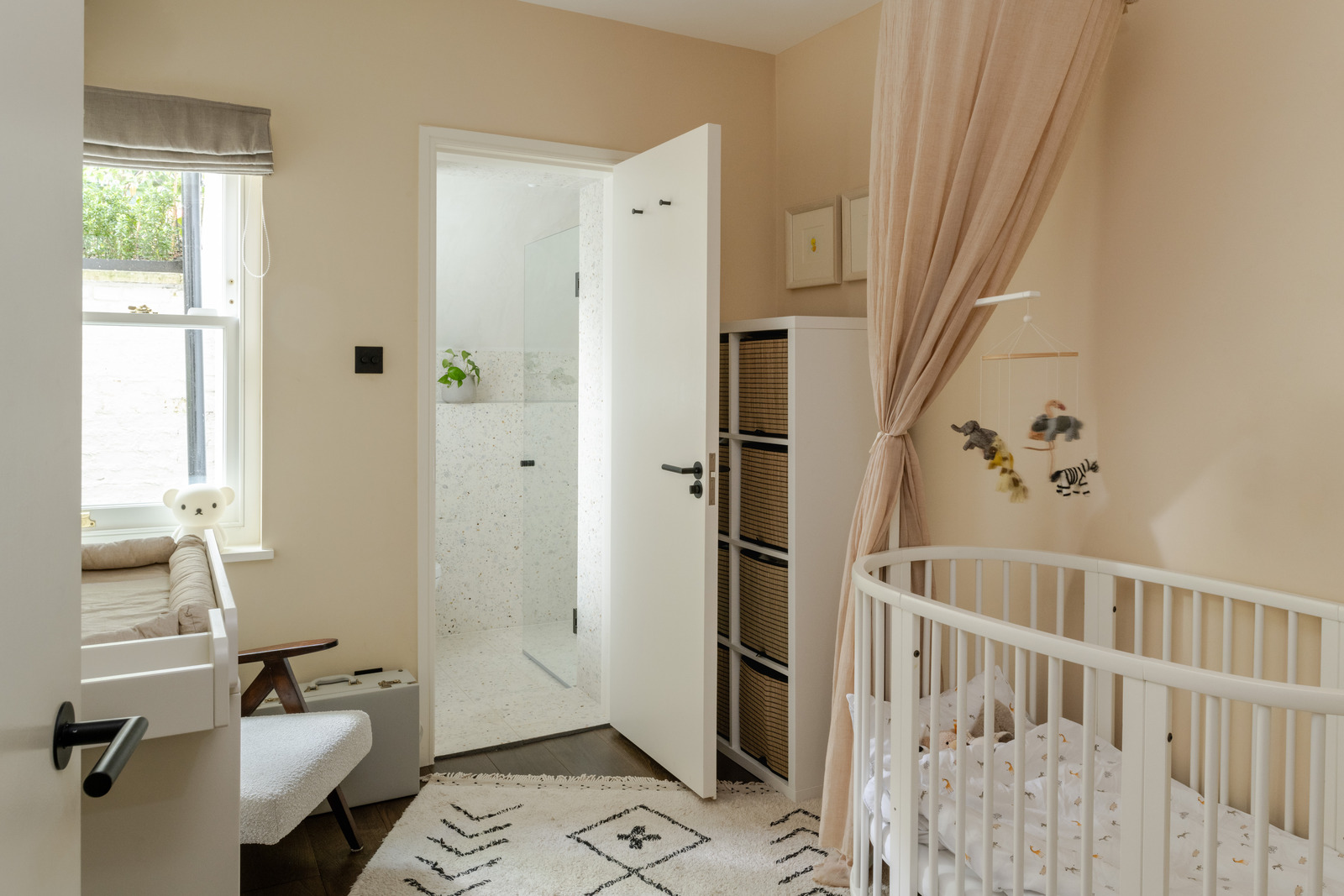 chambre enfant appartement victorien décoration contemporaine