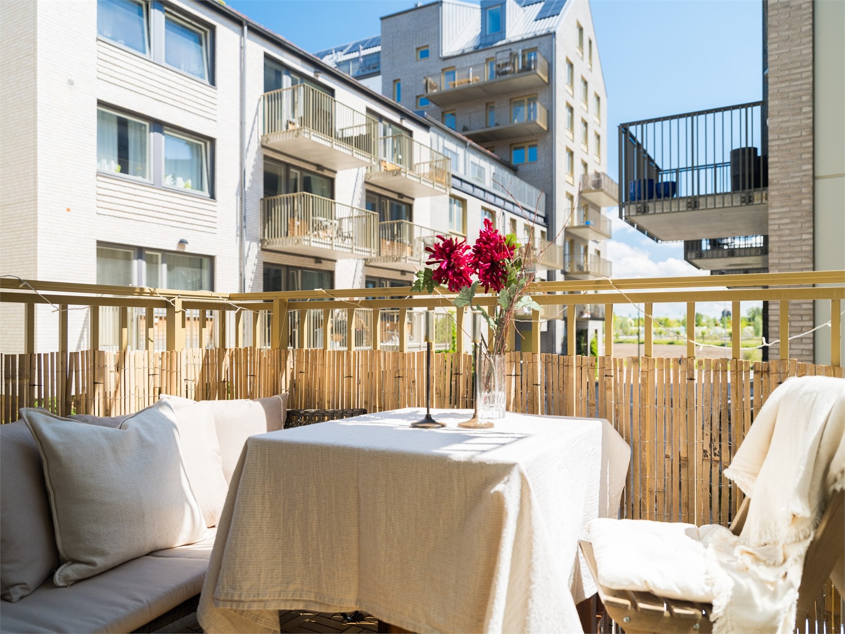 balcon grand studio 47m2 balcon grand studio 47m2
