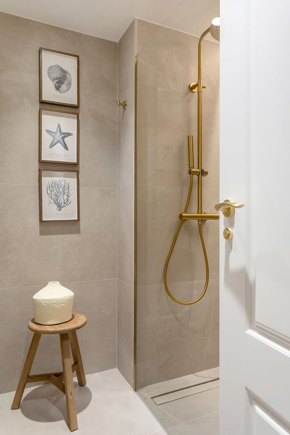 salle de bain beige appartement 57m2 décoration contemporaine salle de bain beige appartement 57m2 décoration contemporaine
