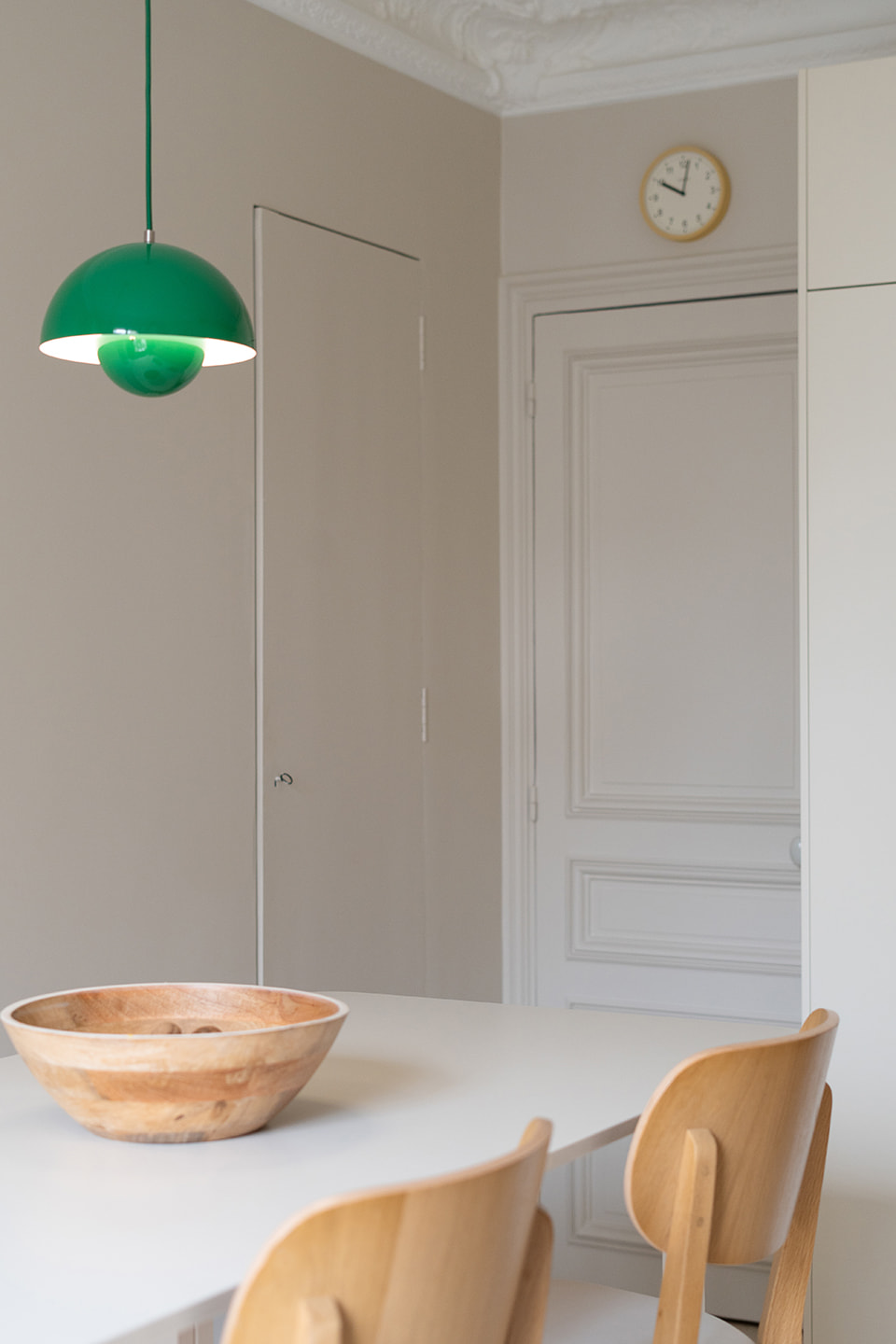 salle à manger décoration contemporaine appartement rénové Paris salle à manger décoration contemporaine appartement rénové Paris