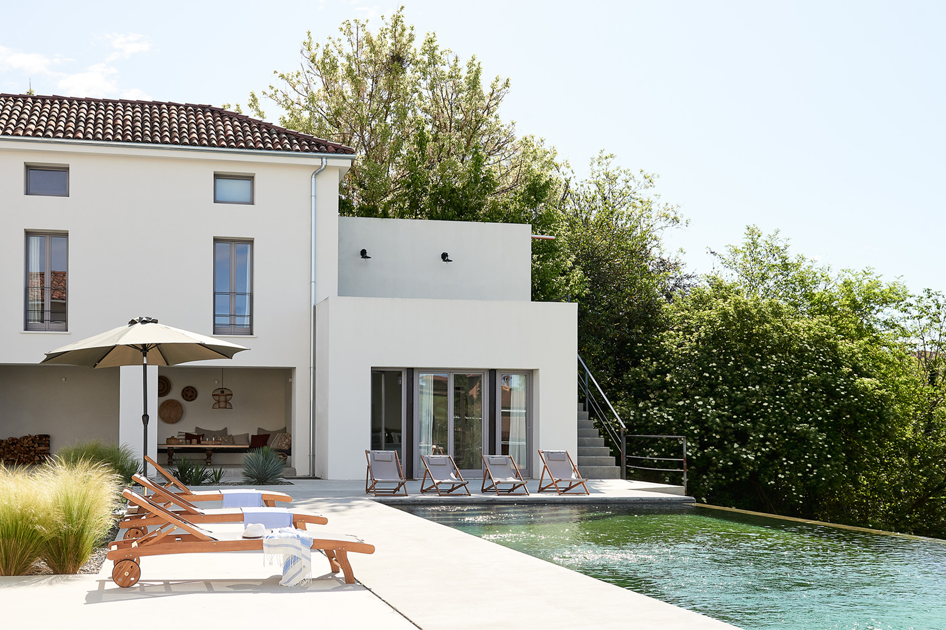 immense maison de vacances avec piscine