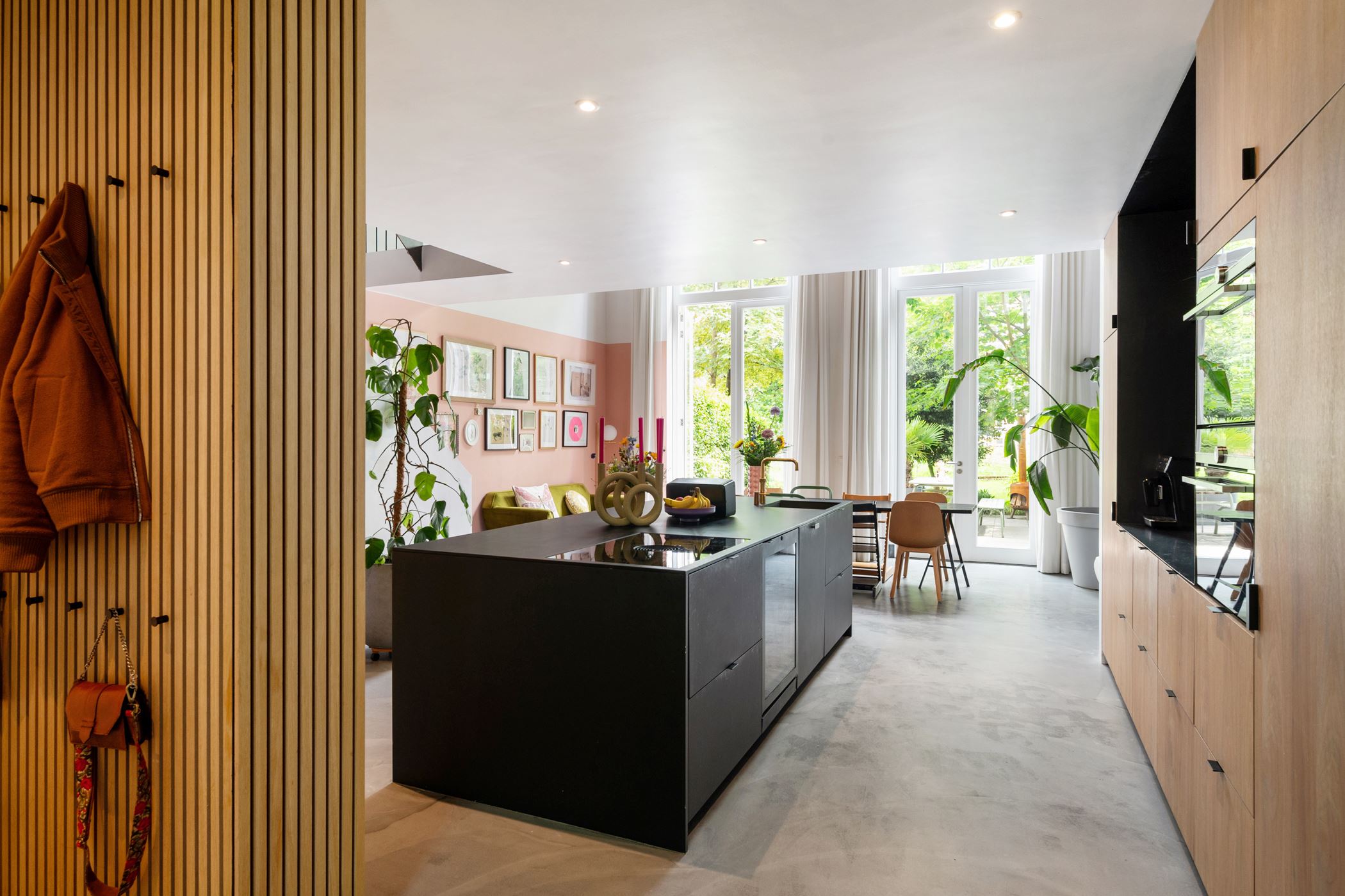 cuisine design appartement dans une ancienne école