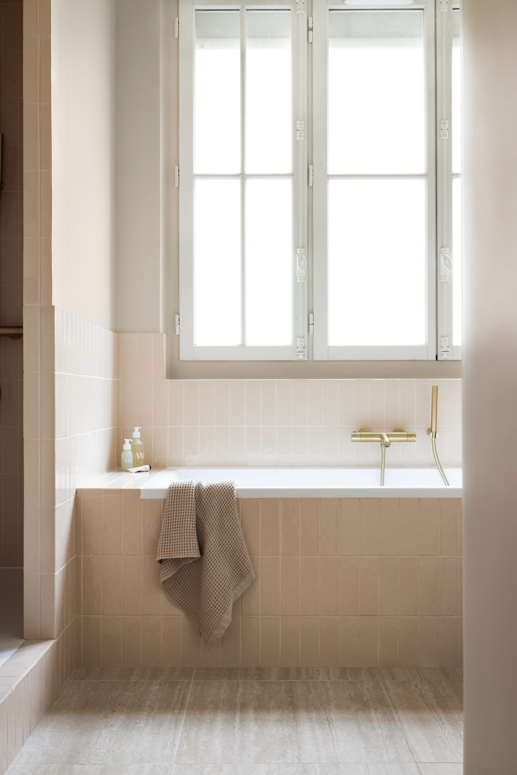 salle de bain beige