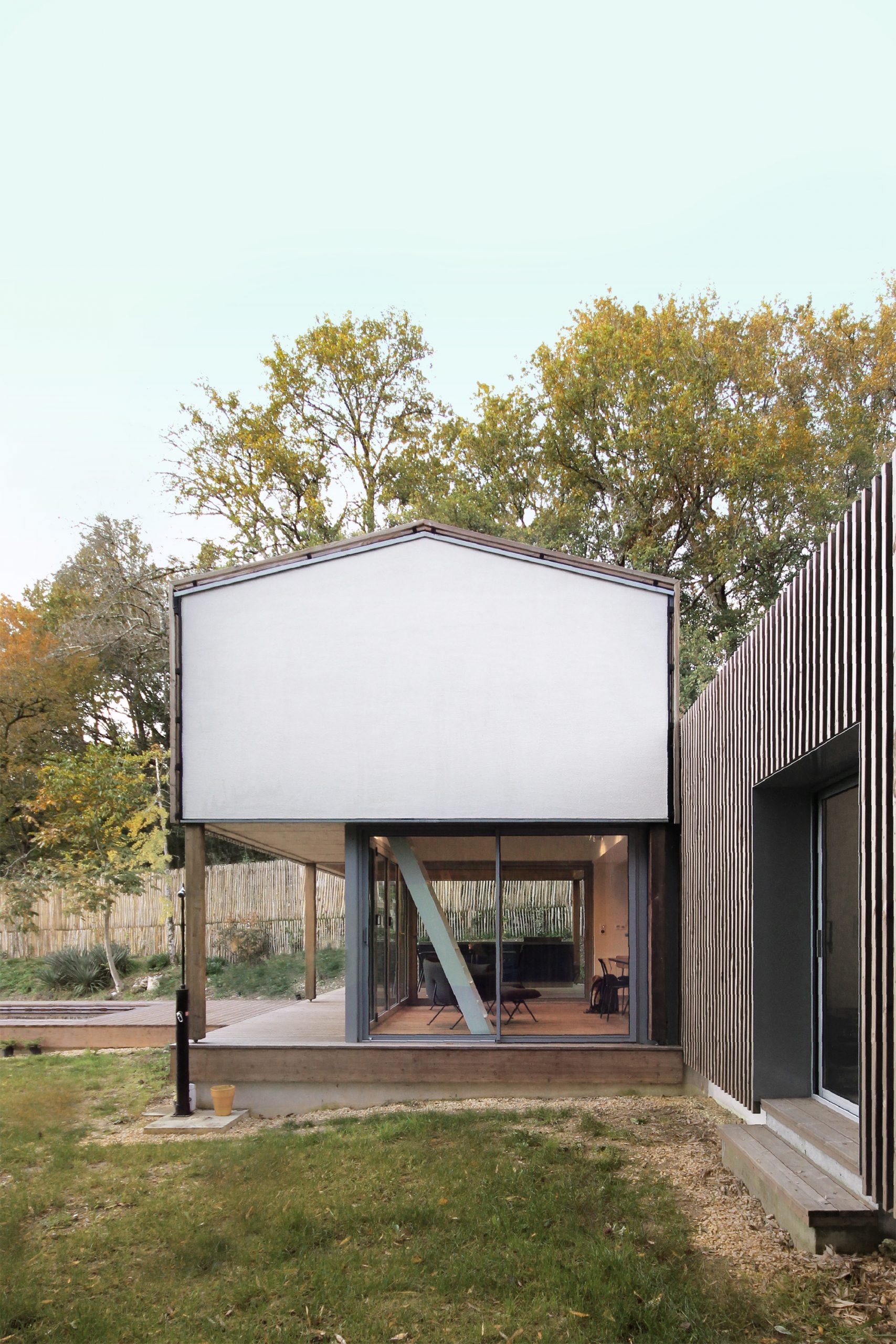 maison architecte au bord d maison architecte au bord d'un lac